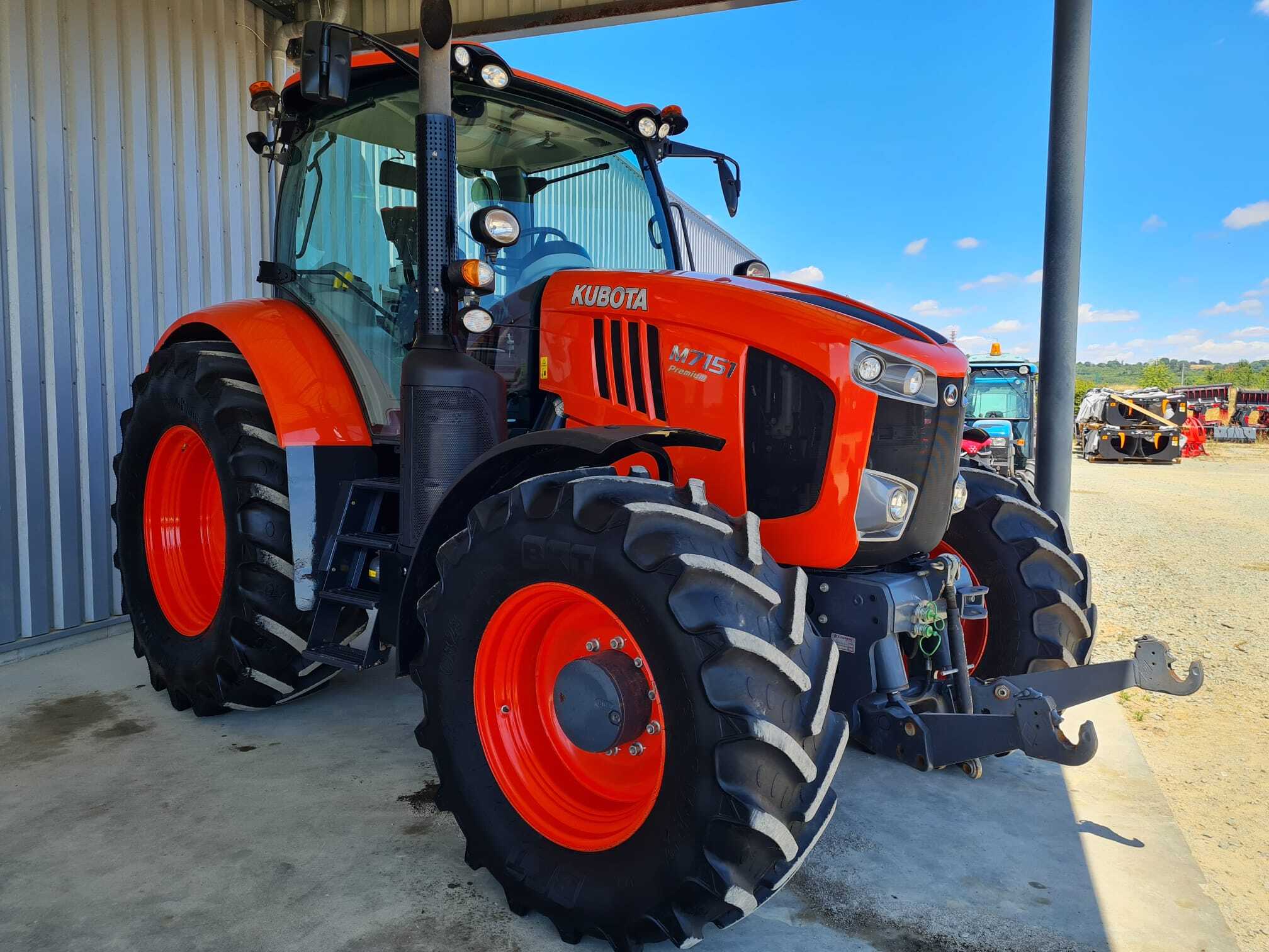 KUBOTA M7151 PREMIUM
