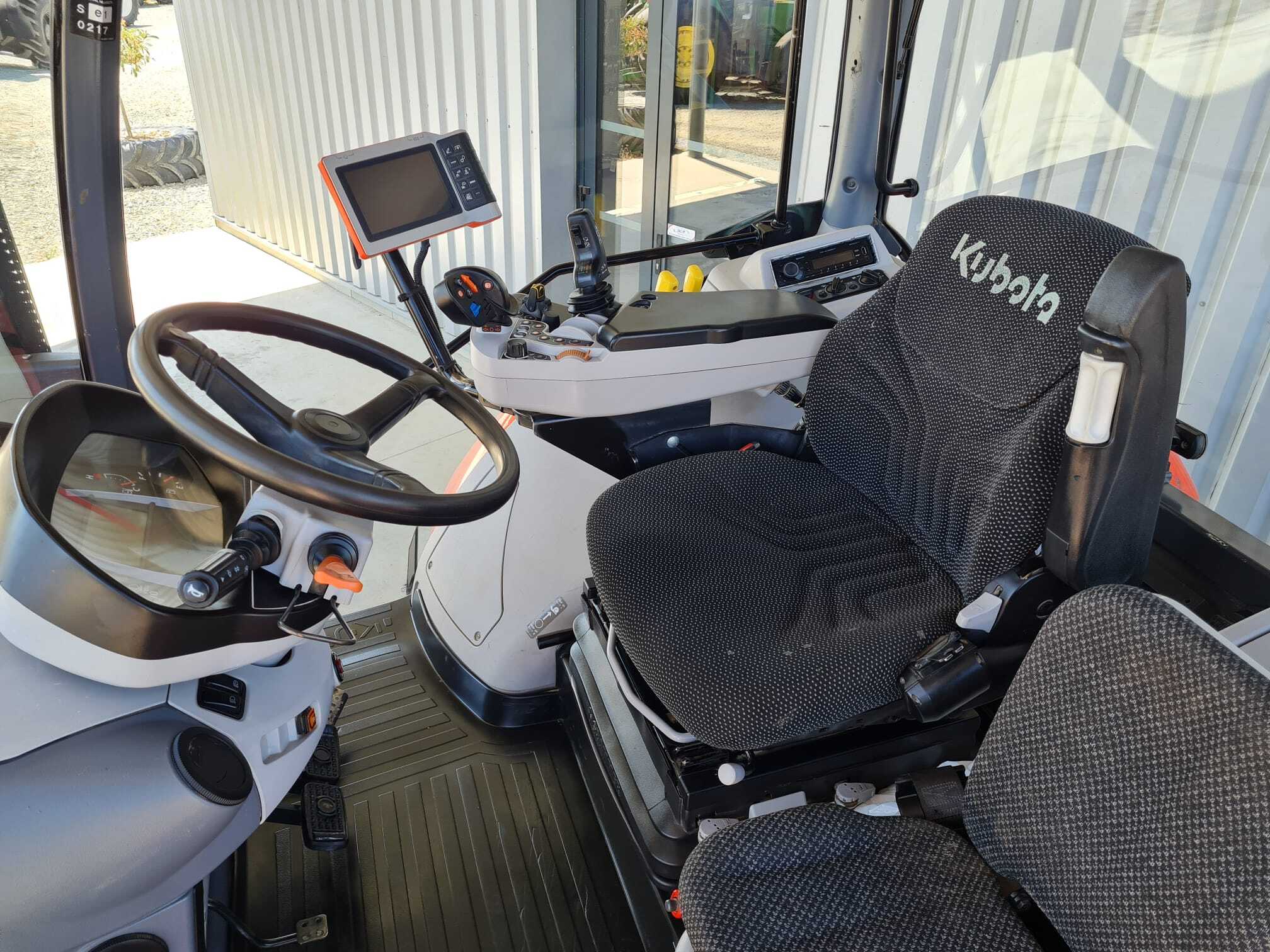 KUBOTA M7151 PREMIUM