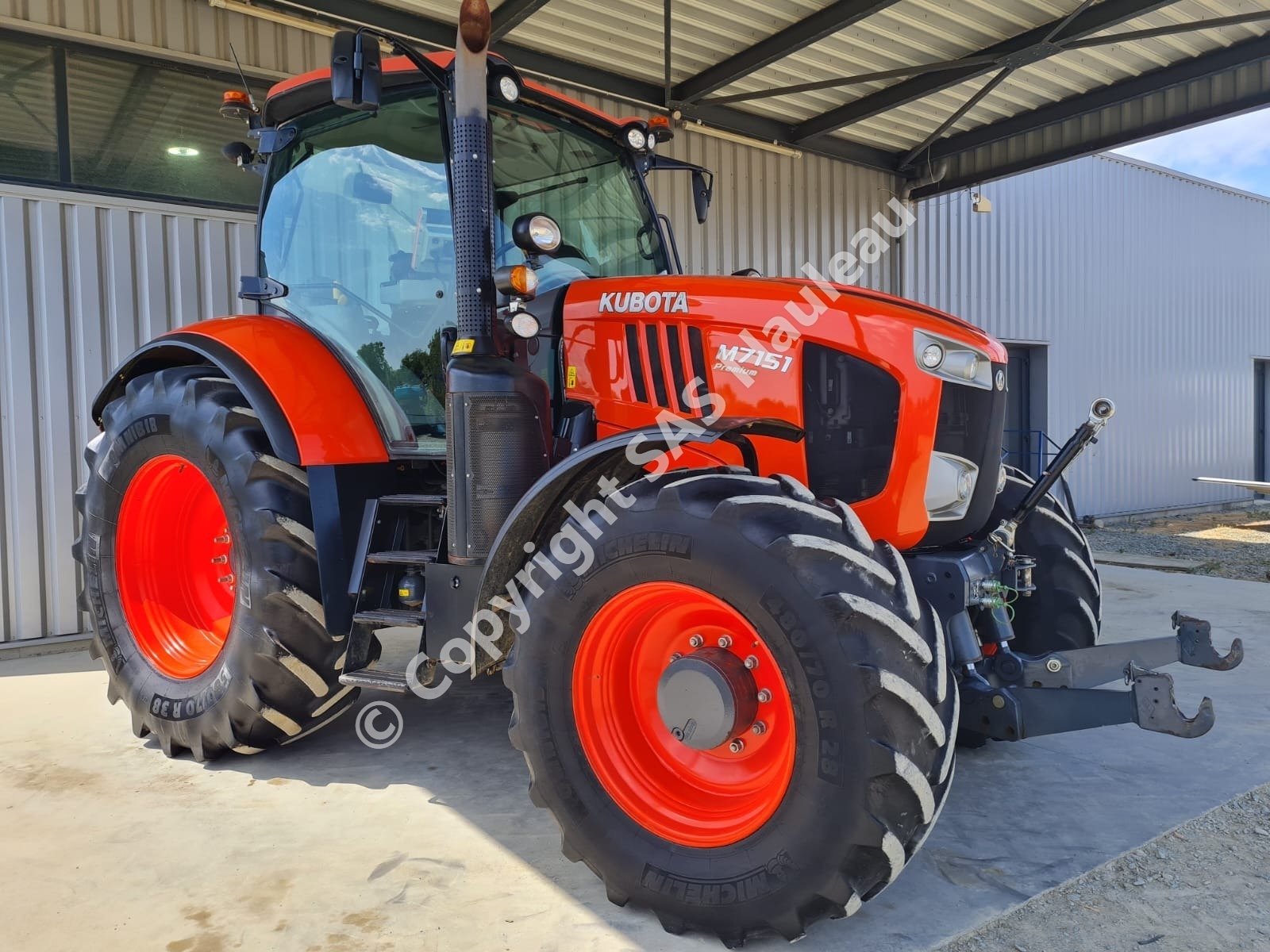 KUBOTA M7151 PREMIUM
