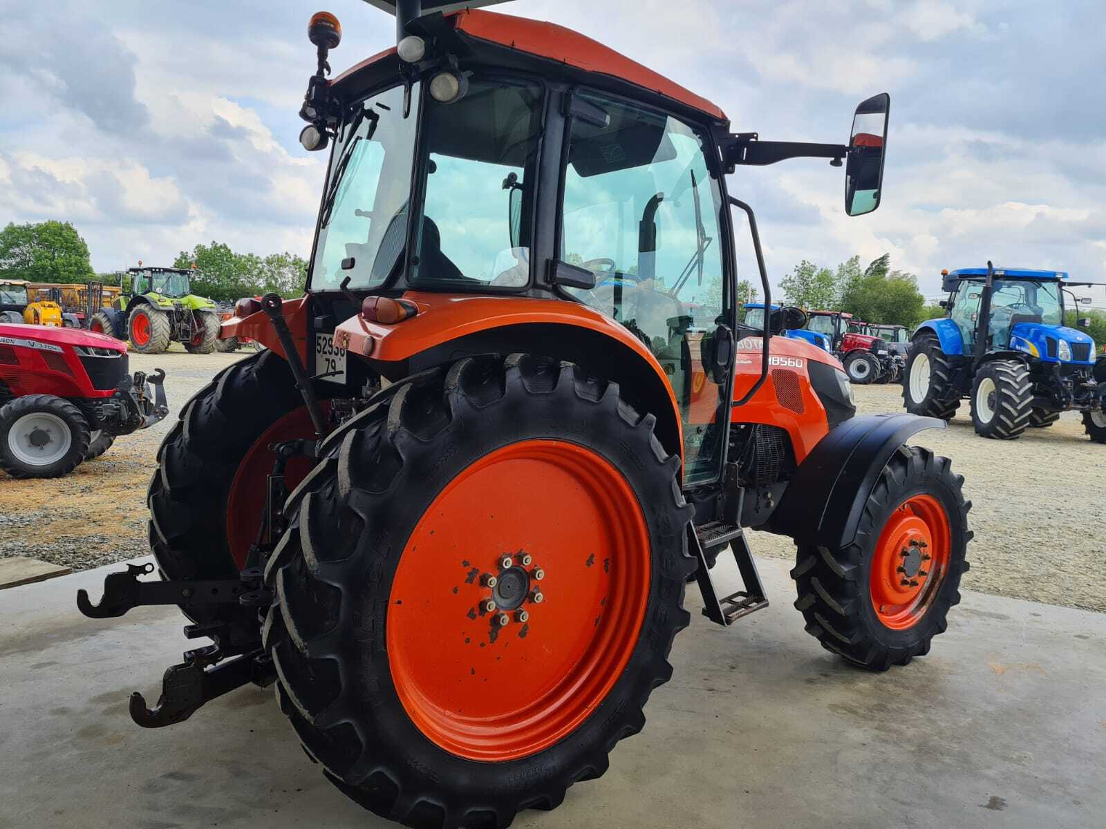 KUBOTA M8560 DTHQ