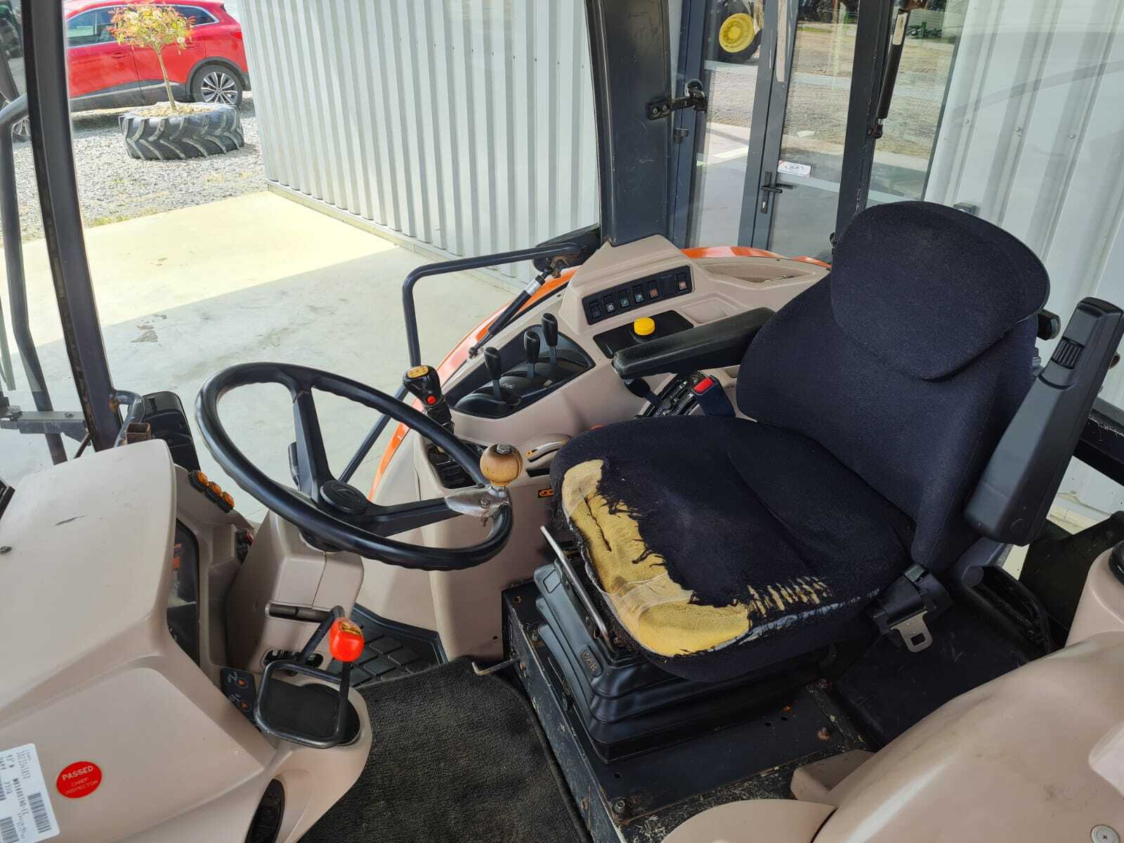 KUBOTA M8560 DTHQ