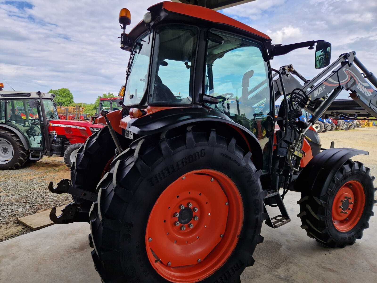 KUBOTA M8560 DTHQ
