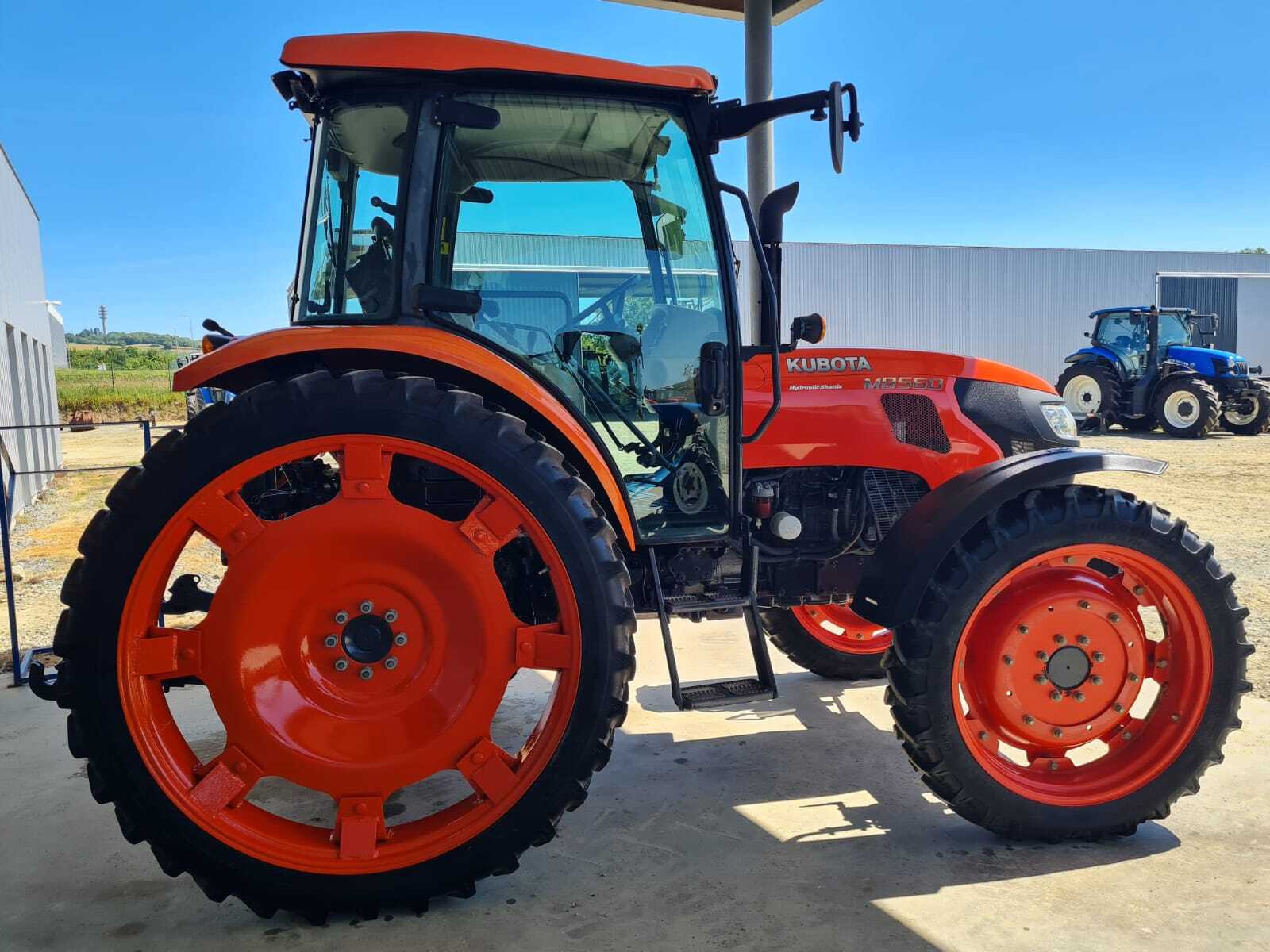 KUBOTA M8560 DTHQ