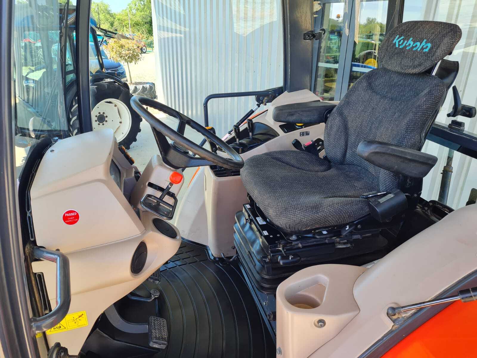 KUBOTA M8560 DTHQ