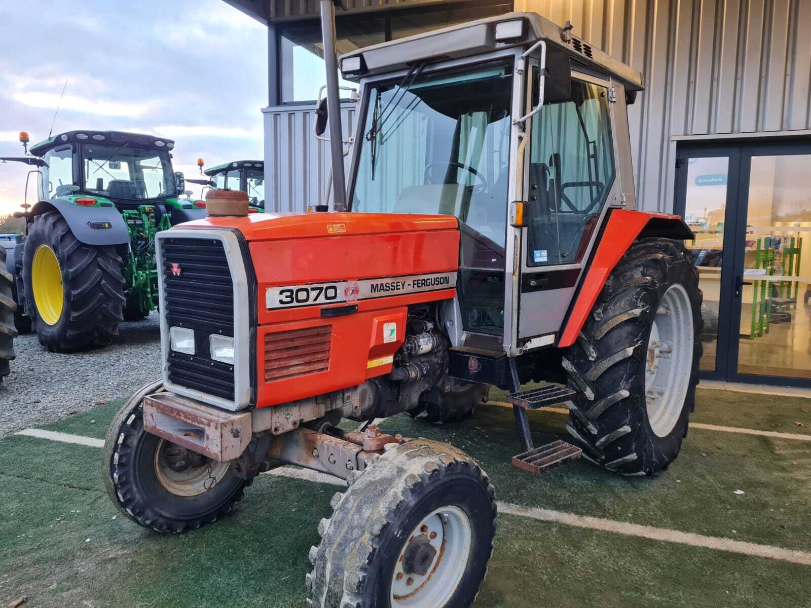 MASSEY FERGUSON 3070
