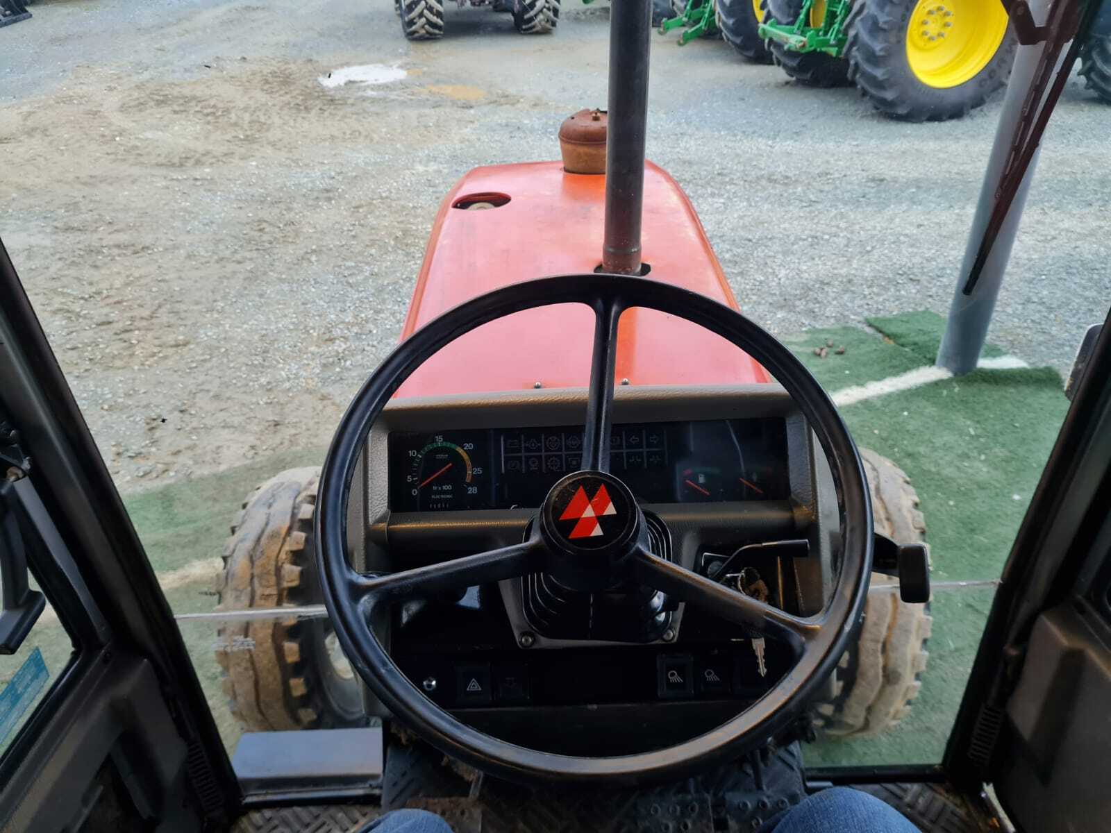 MASSEY FERGUSON 3070