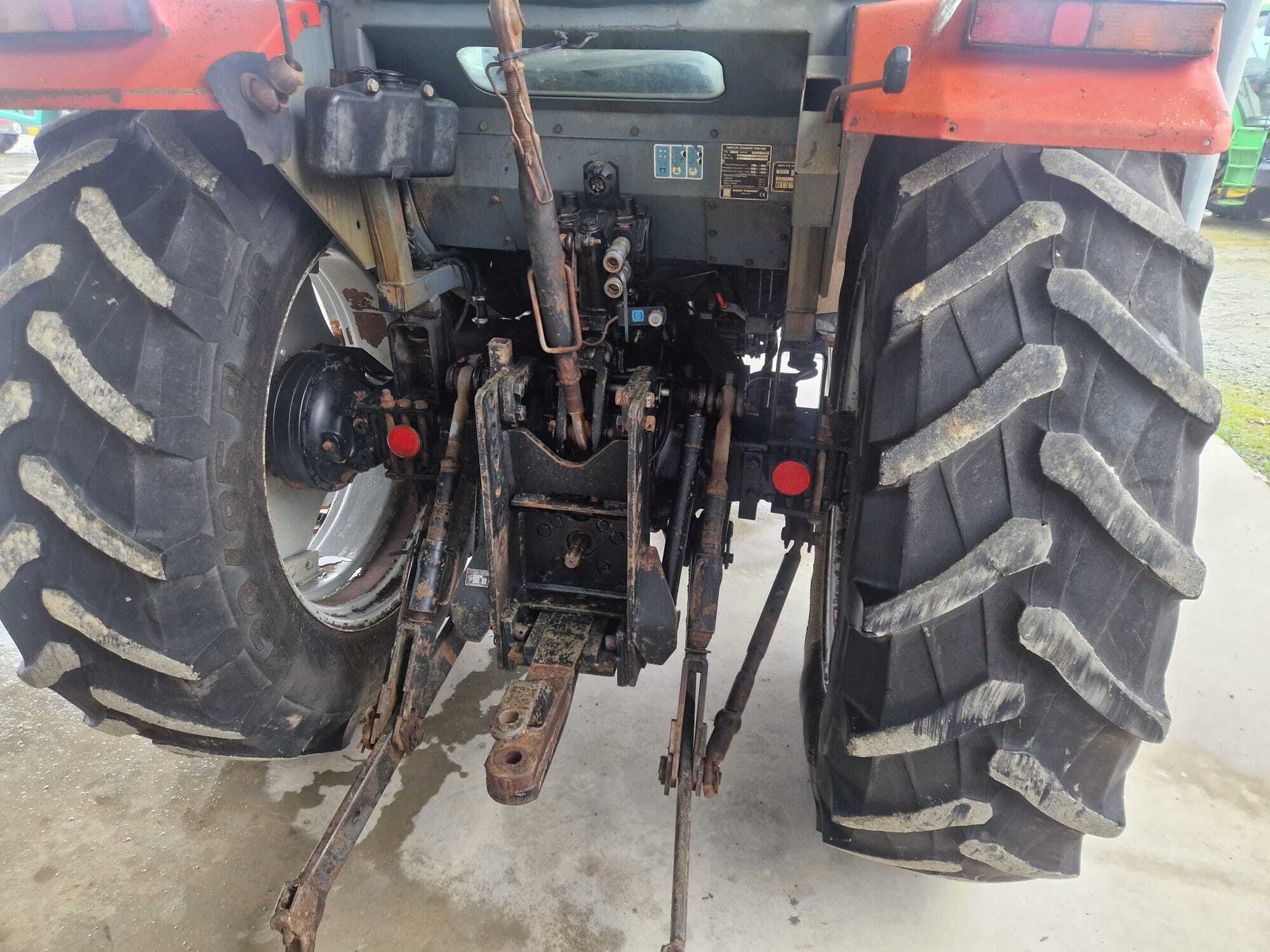 MASSEY FERGUSON 4255