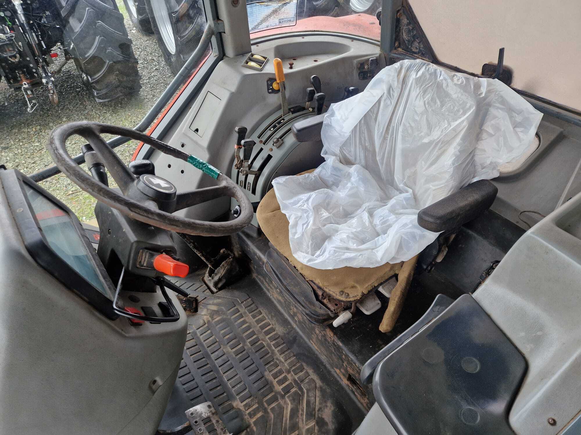 MASSEY FERGUSON 4255