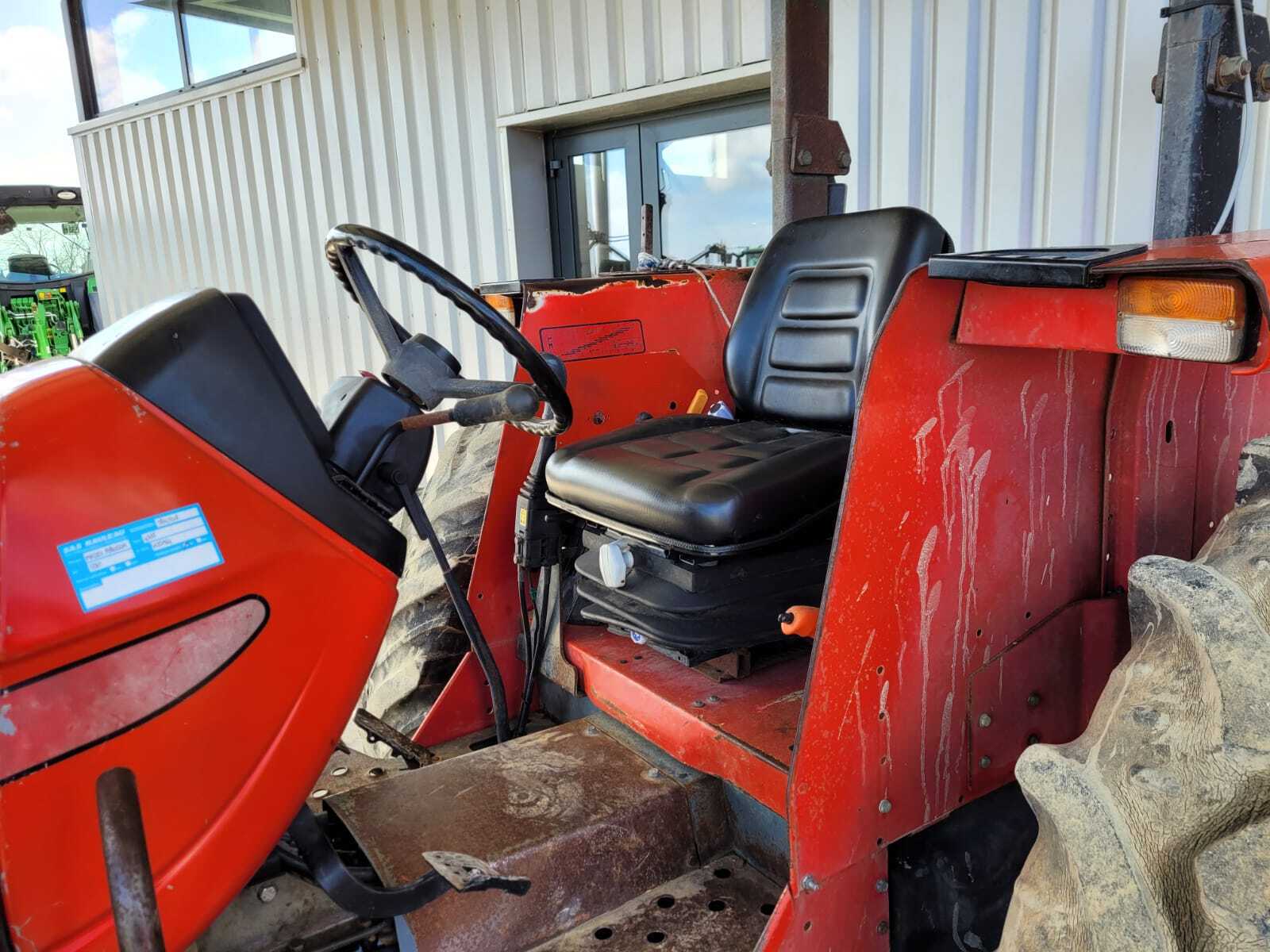 MASSEY FERGUSON 4355