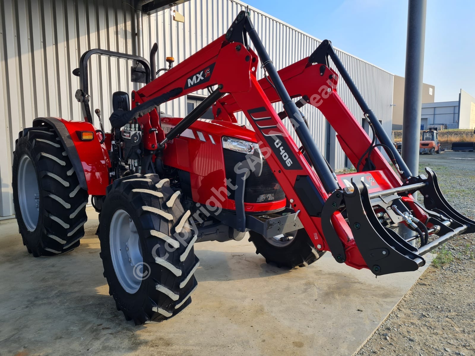 MASSEY FERGUSON