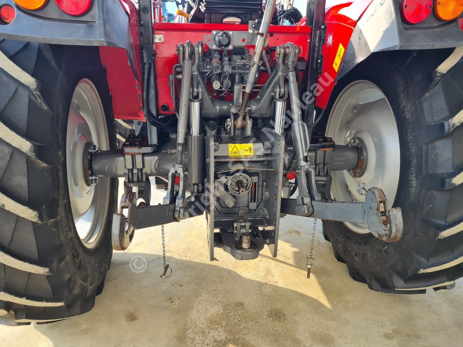 MASSEY FERGUSON