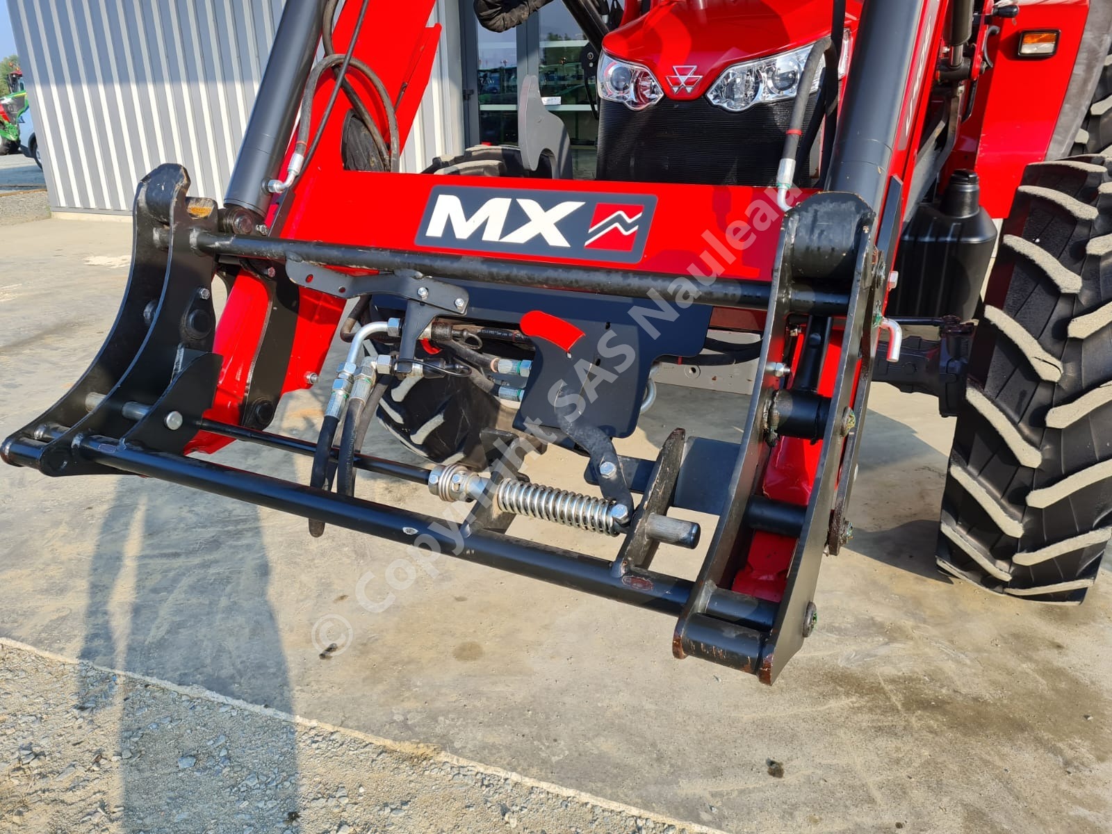 MASSEY FERGUSON