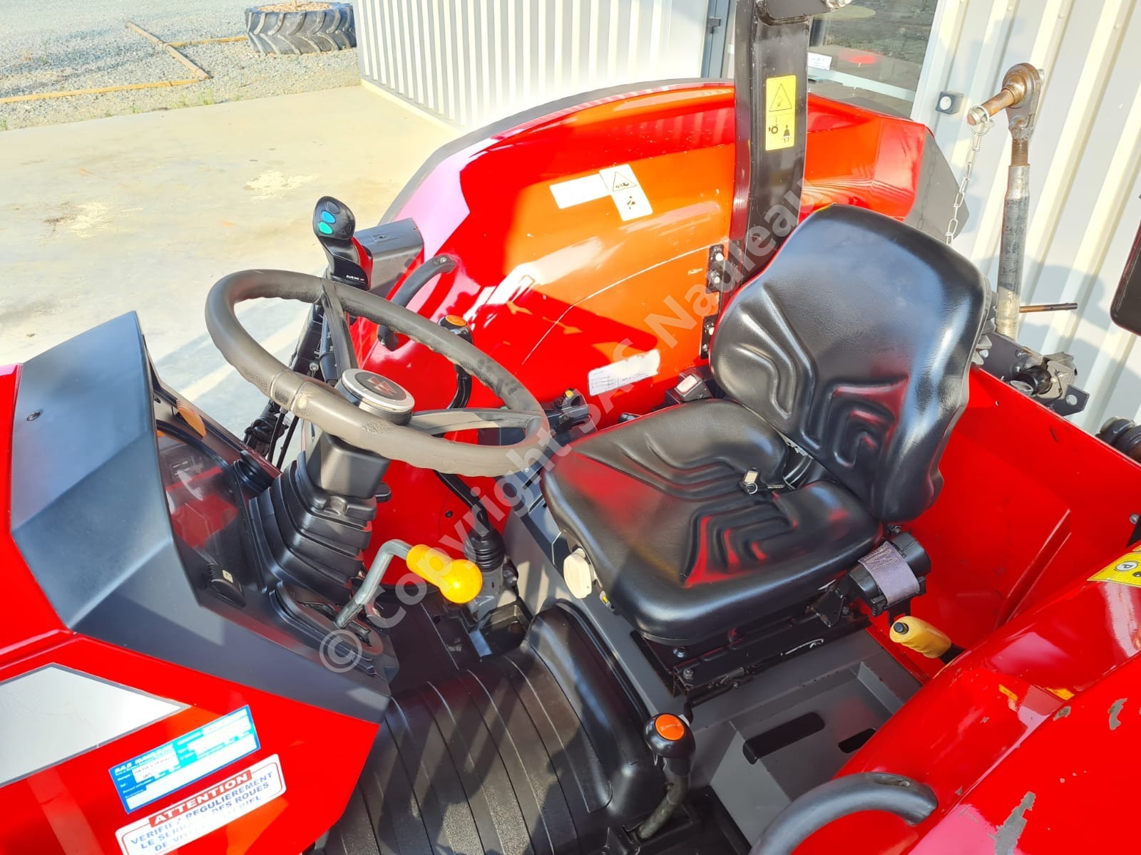 MASSEY FERGUSON