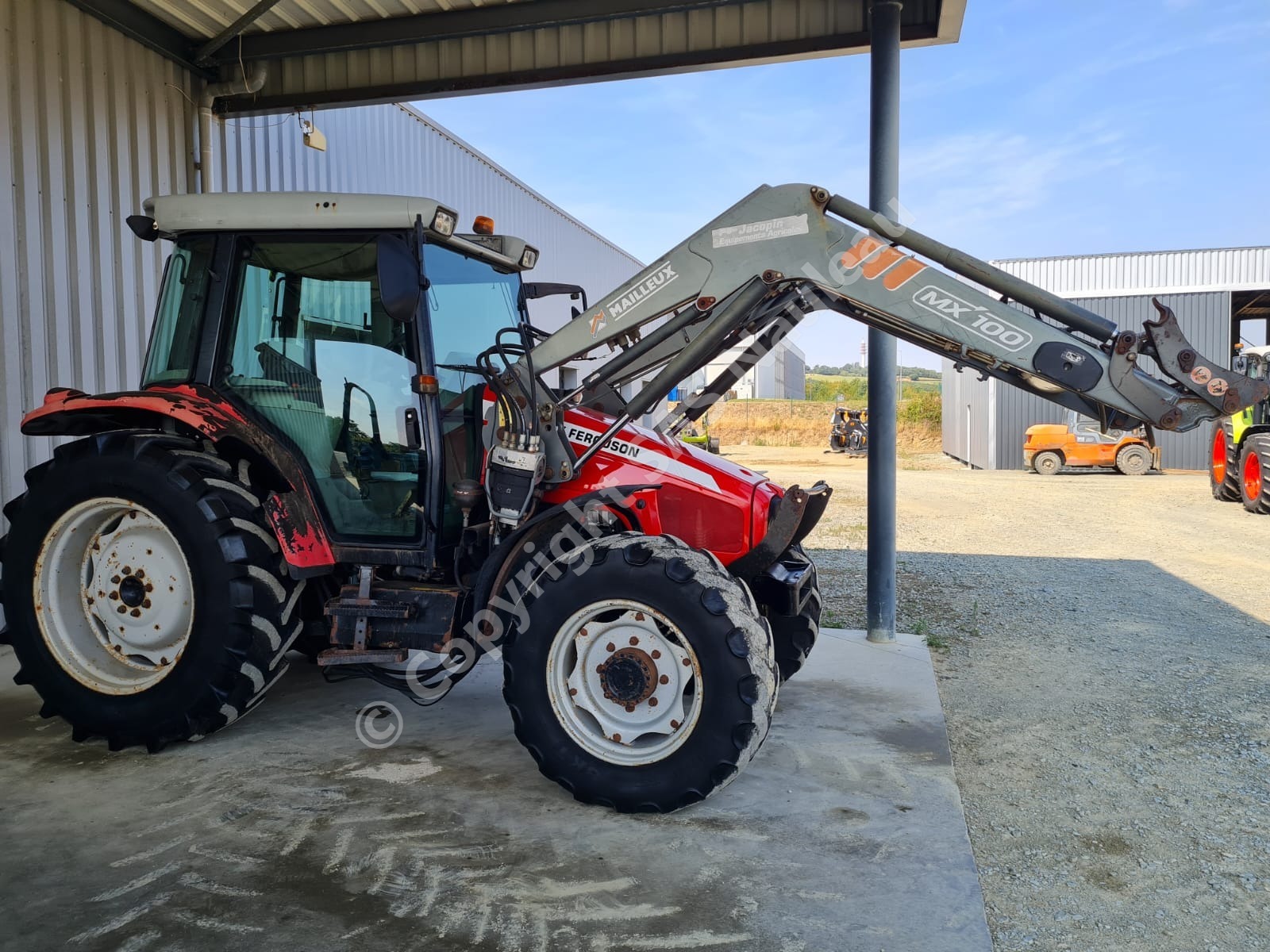 MASSEY FERGUSON 5445