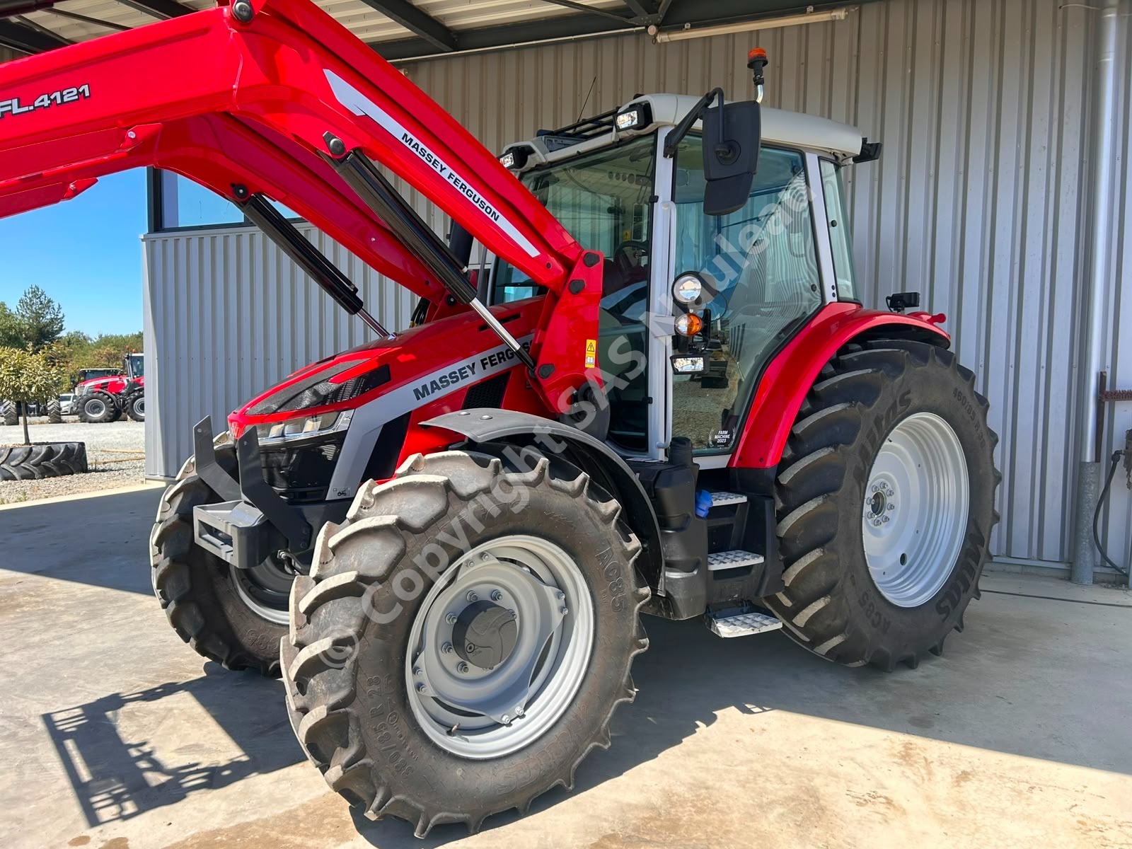 MASSEY FERGUSSON 5S115