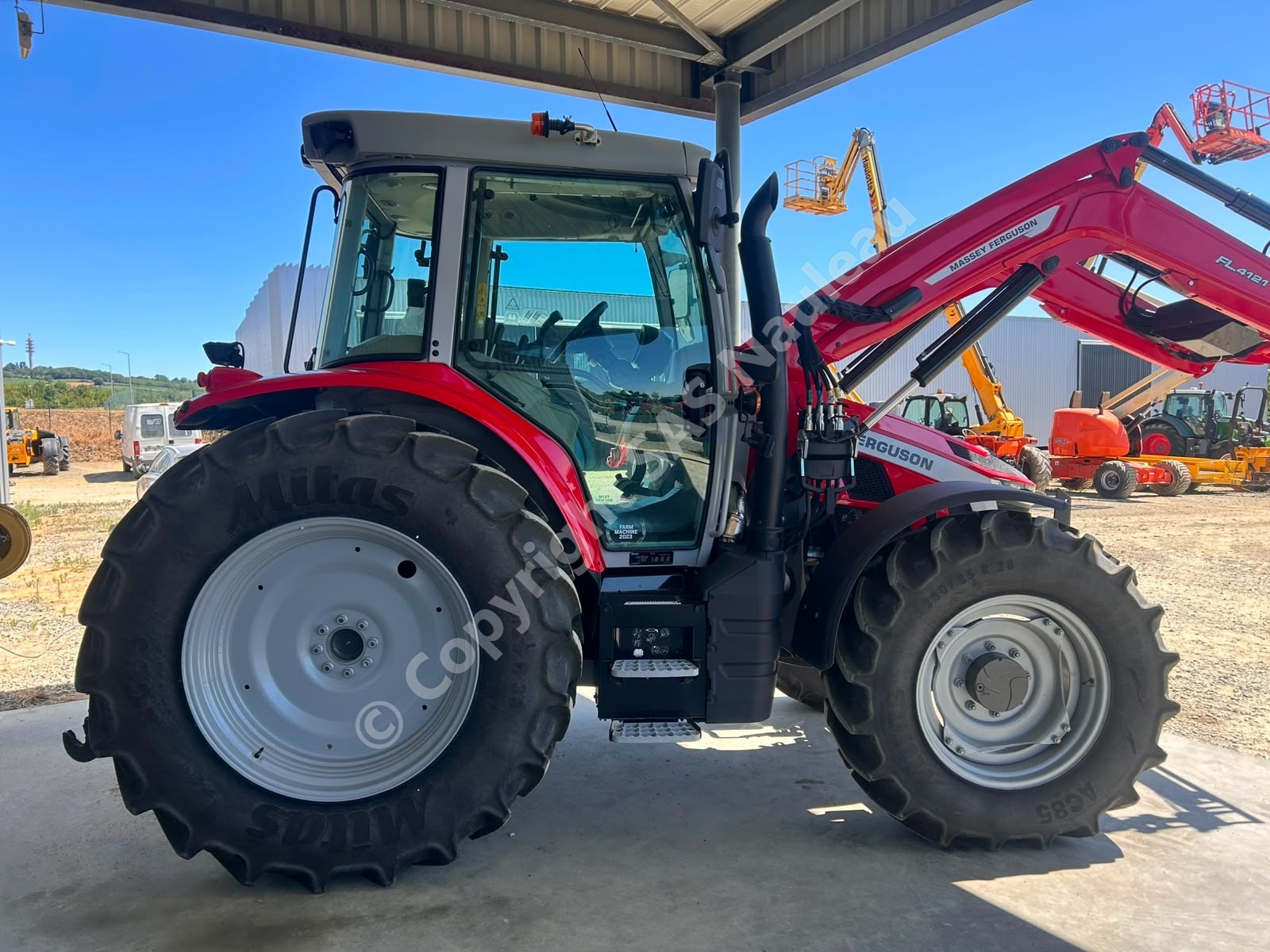 MASSEY FERGUSSON 5S115