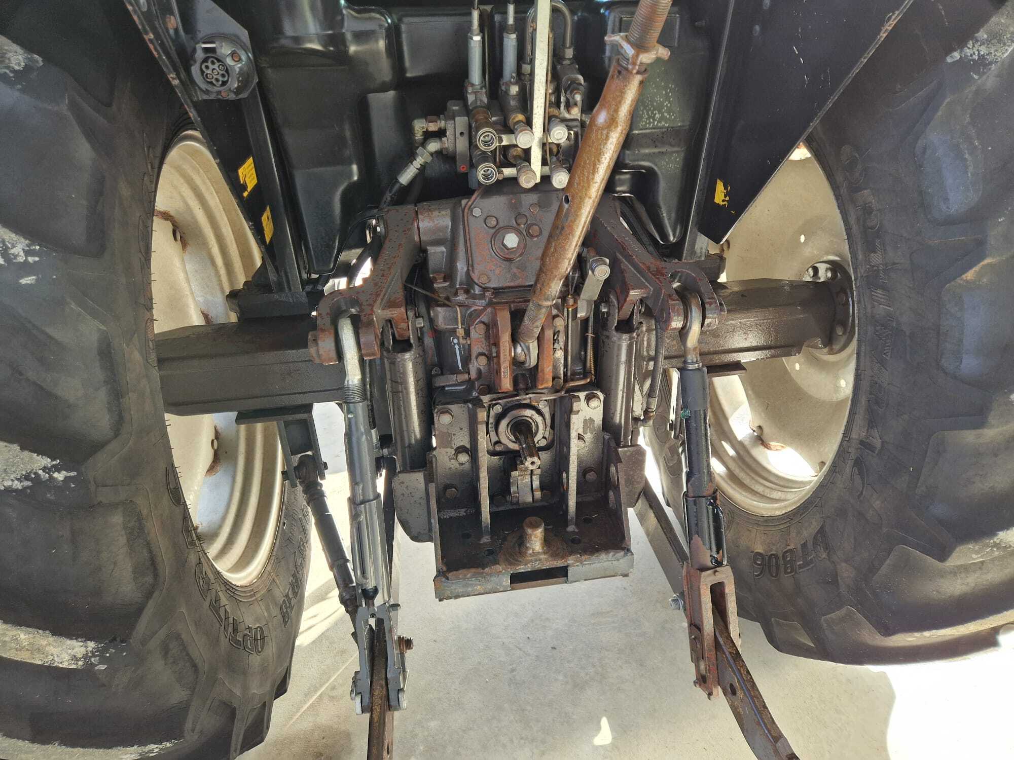 MASSEY FERGUSON 6160