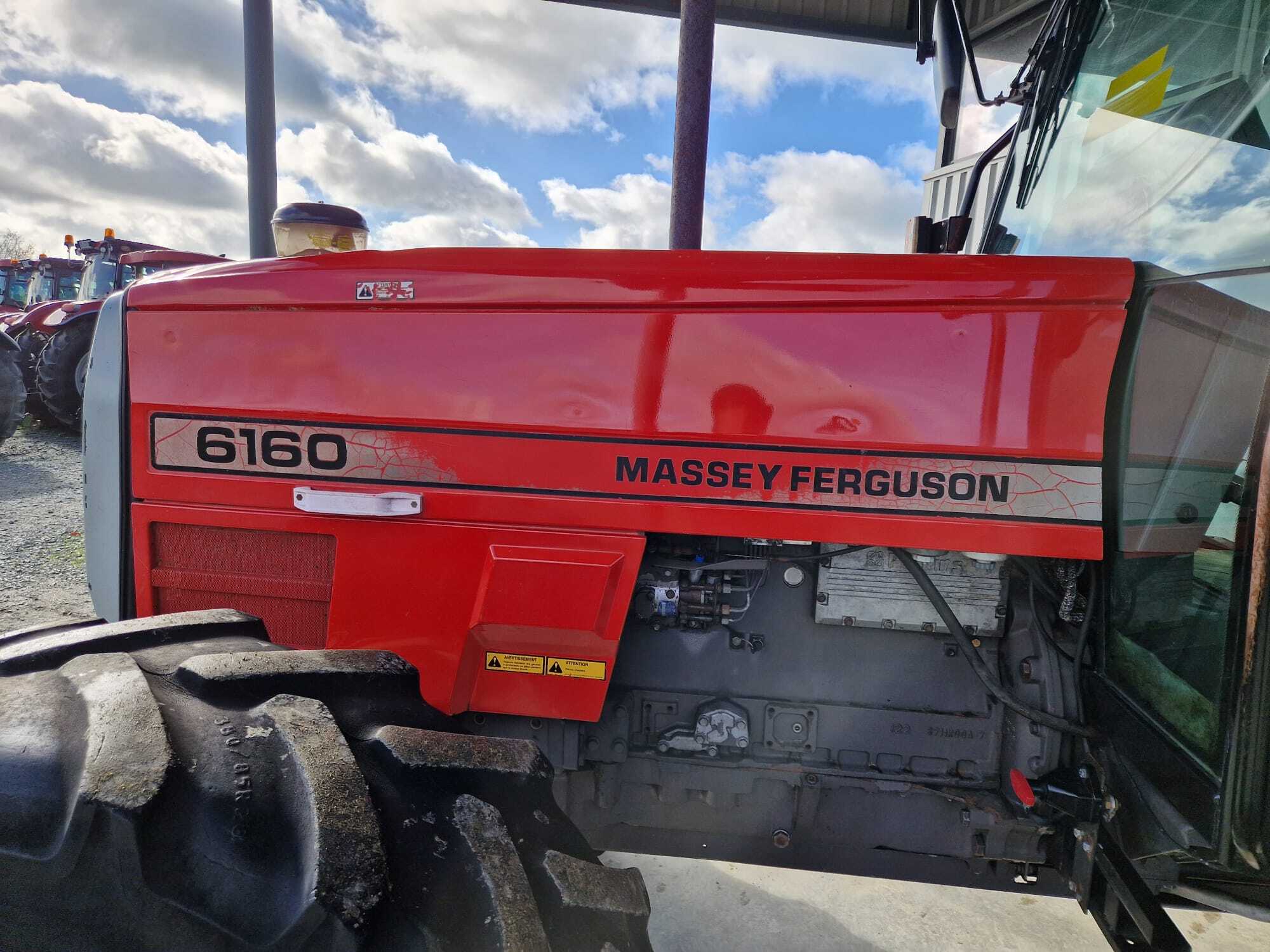MASSEY FERGUSON 6160