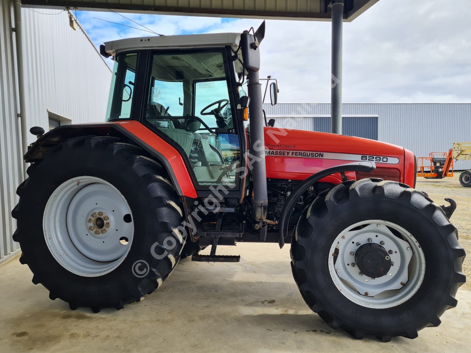 MASSEY FERGUSON 6290 DYNASHIFT