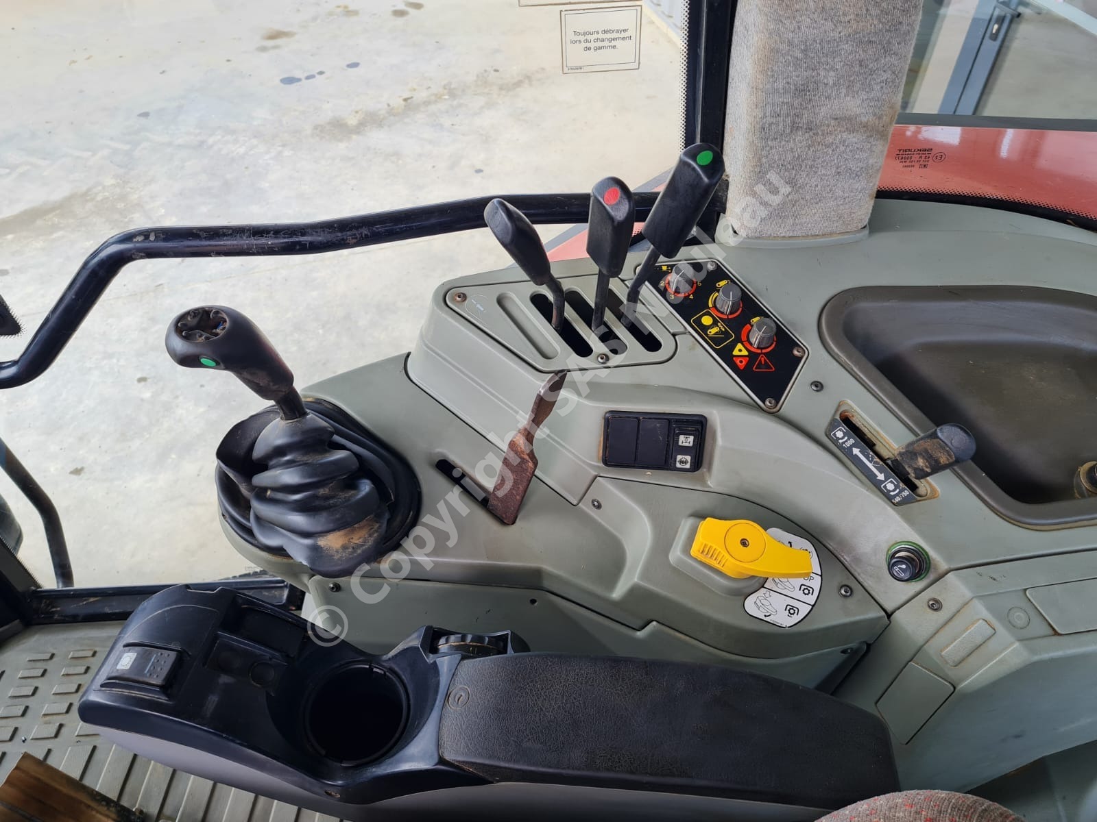 MASSEY FERGUSON 6290 DYNASHIFT