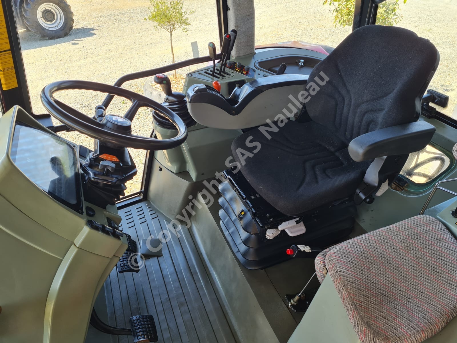 MASSEY FERGUSON 6290 DYNASHIFT