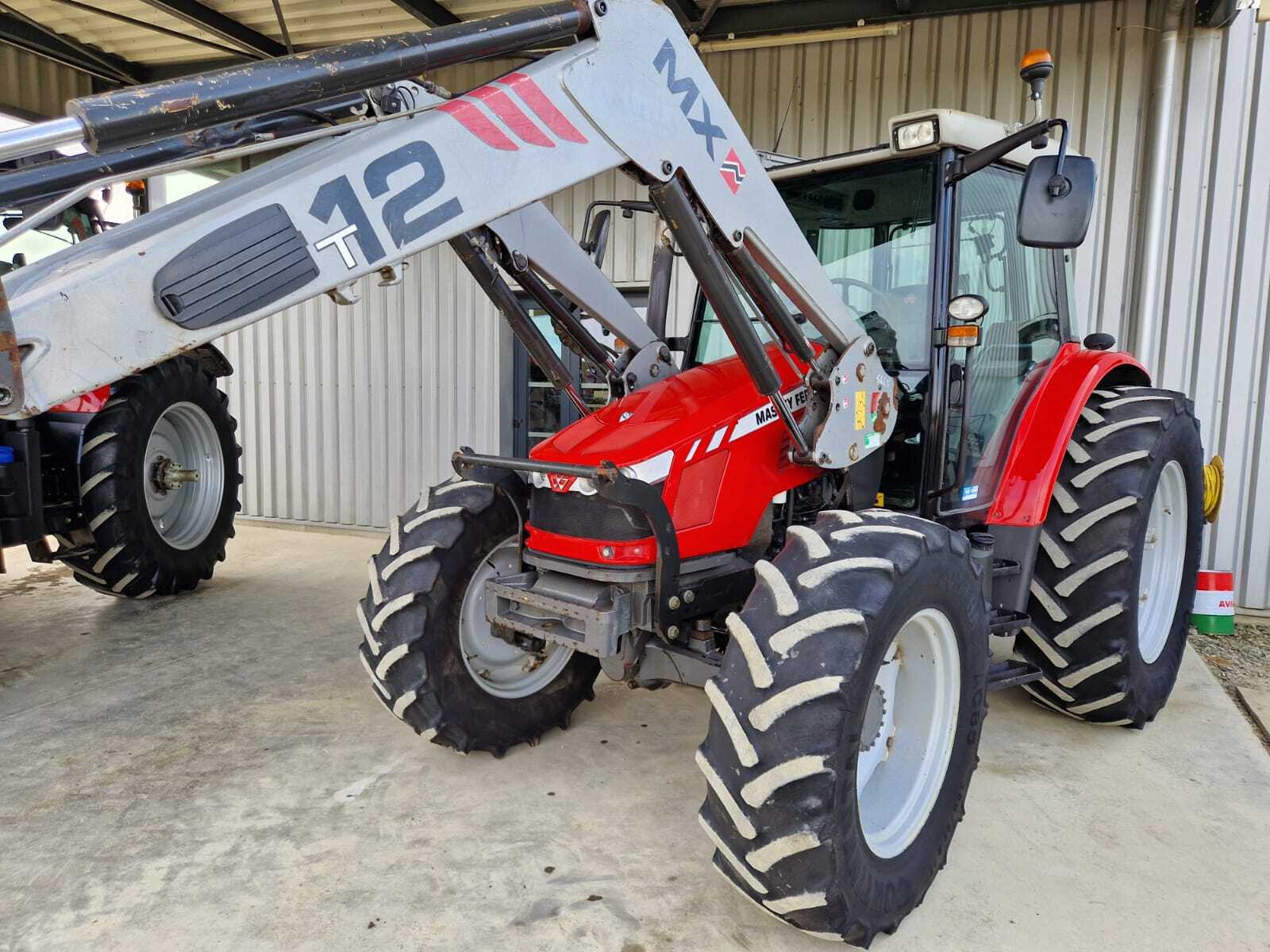 MASSEY FERGUSON 6445 DYNA 6