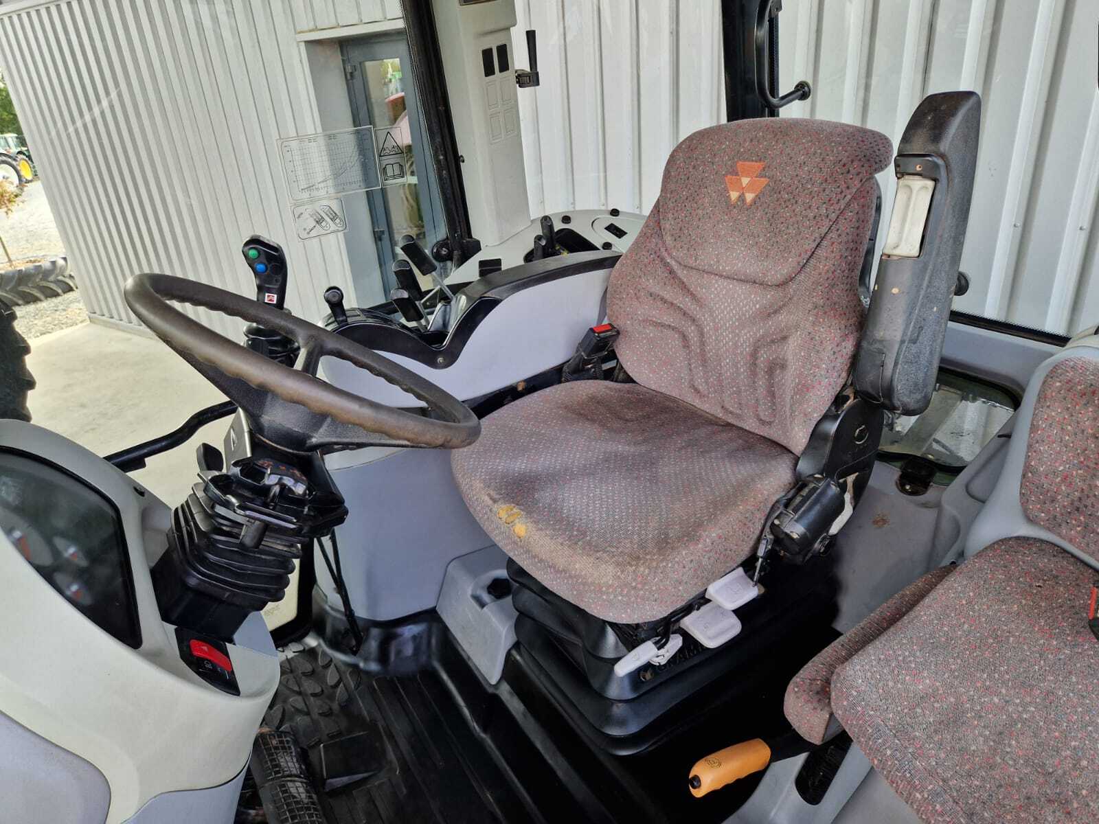 MASSEY FERGUSON 6445 DYNA 6