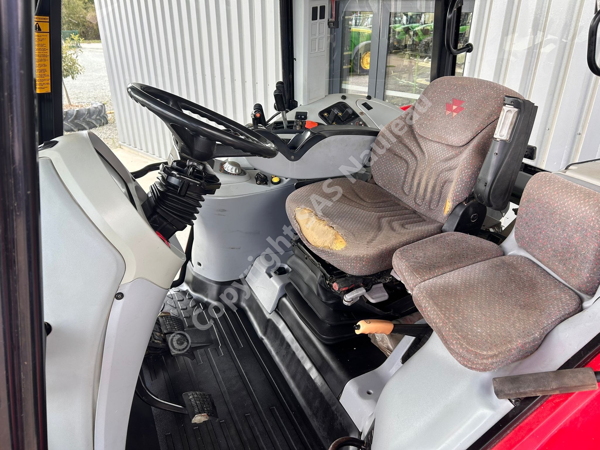 MASSEY FERGUSON 6480 DYNA 6