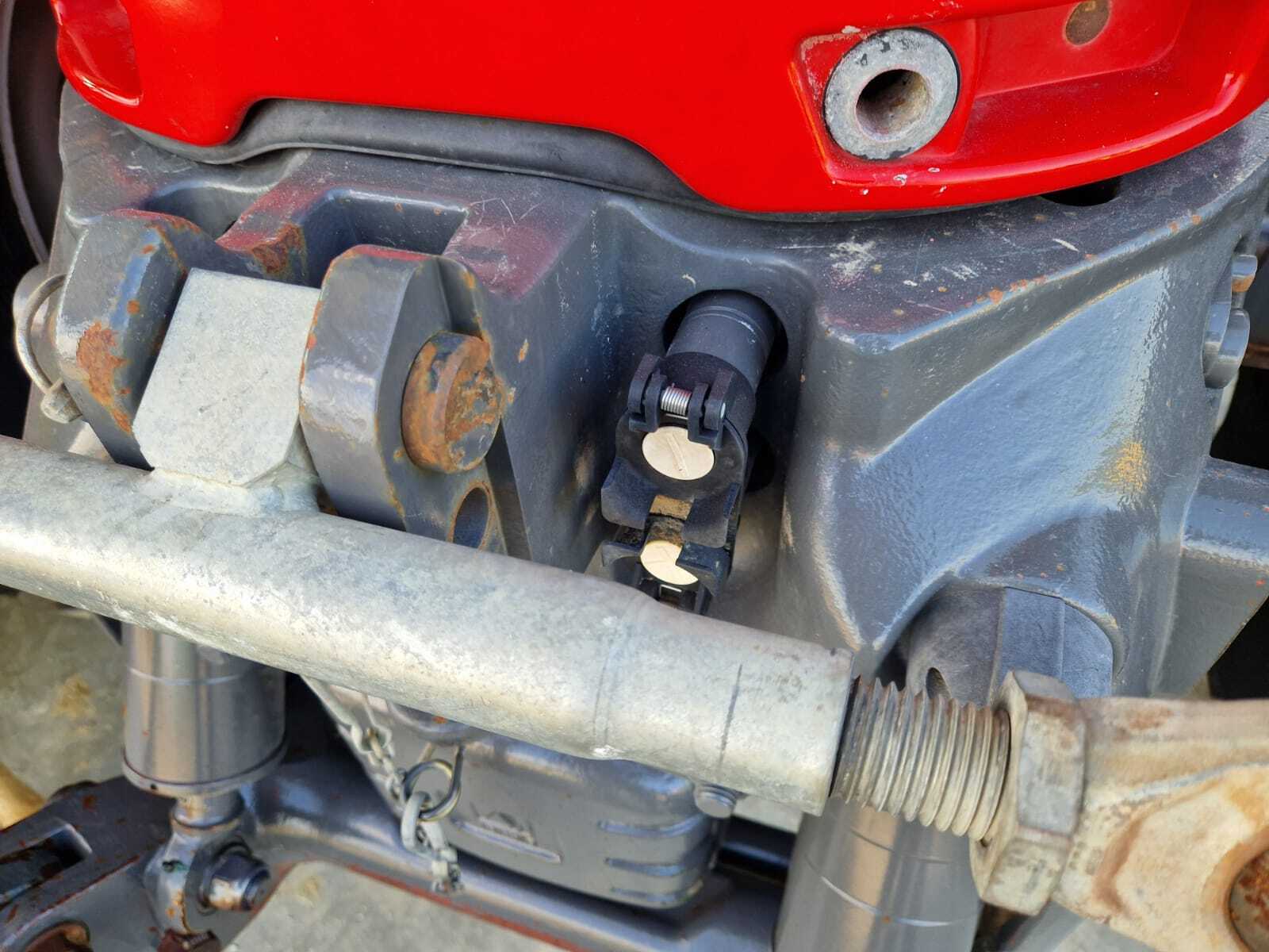 MASSEY FERGUSON 6490 DYNA 6
