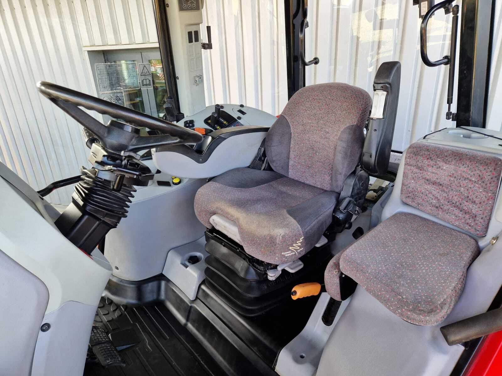 MASSEY FERGUSON 6490 DYNA 6