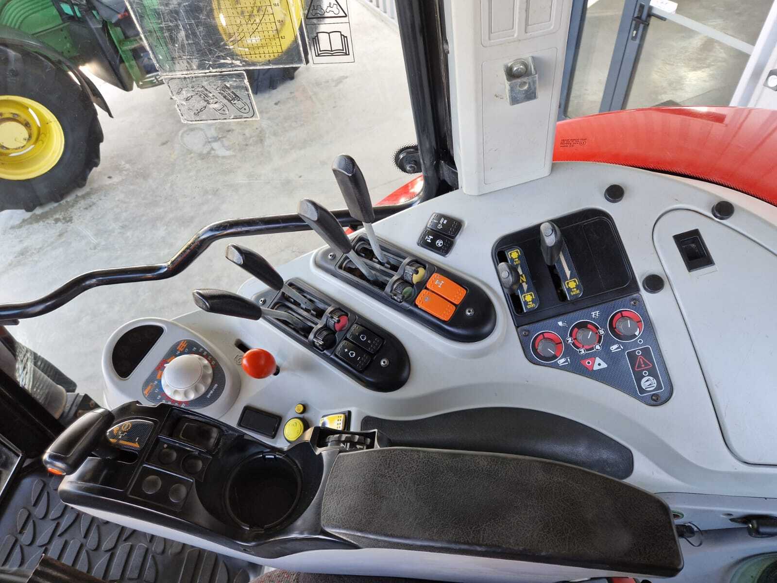 MASSEY FERGUSON 6490 DYNA 6