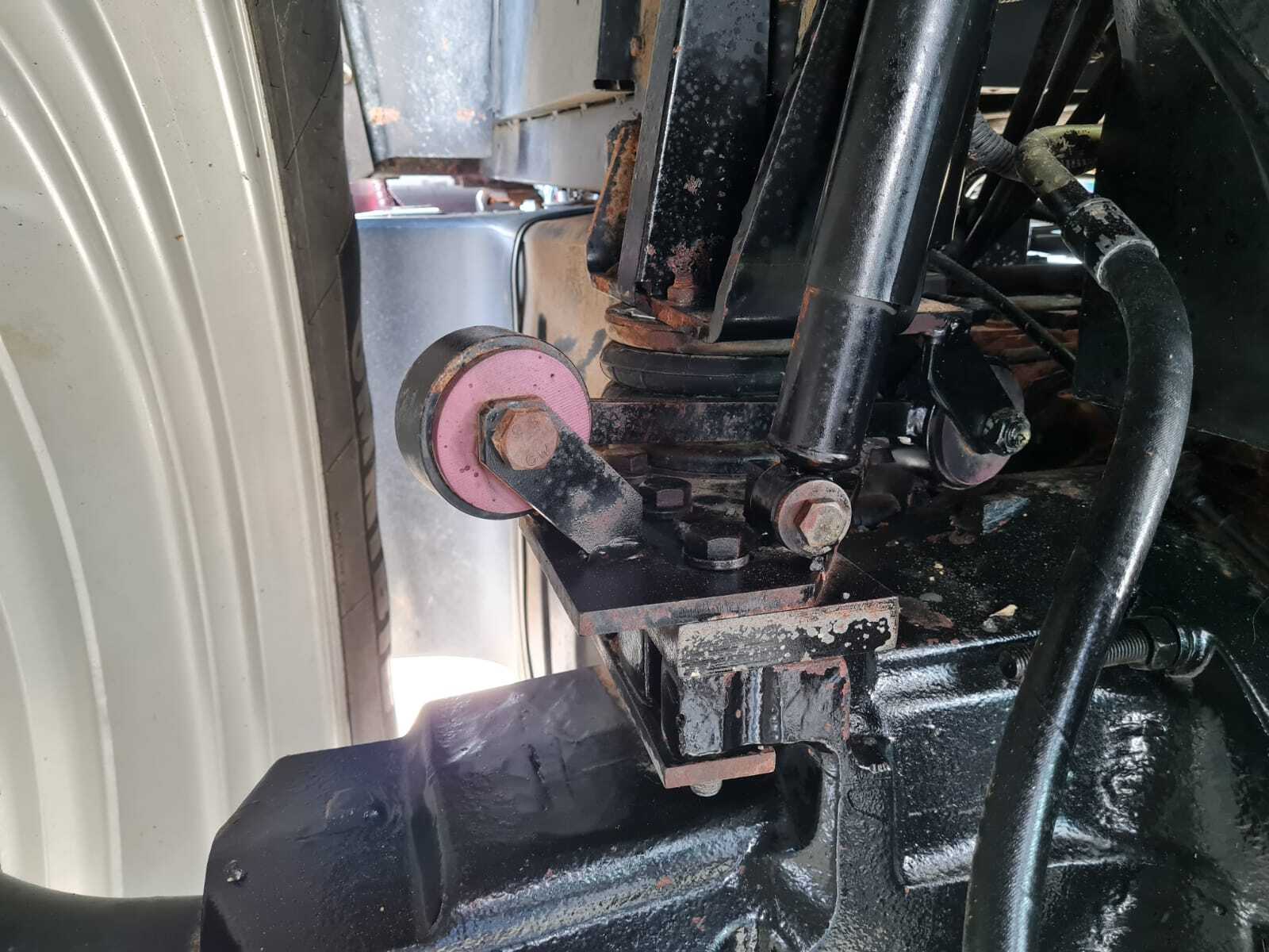 MASSEY FERGUSON 6490 DYNA 6