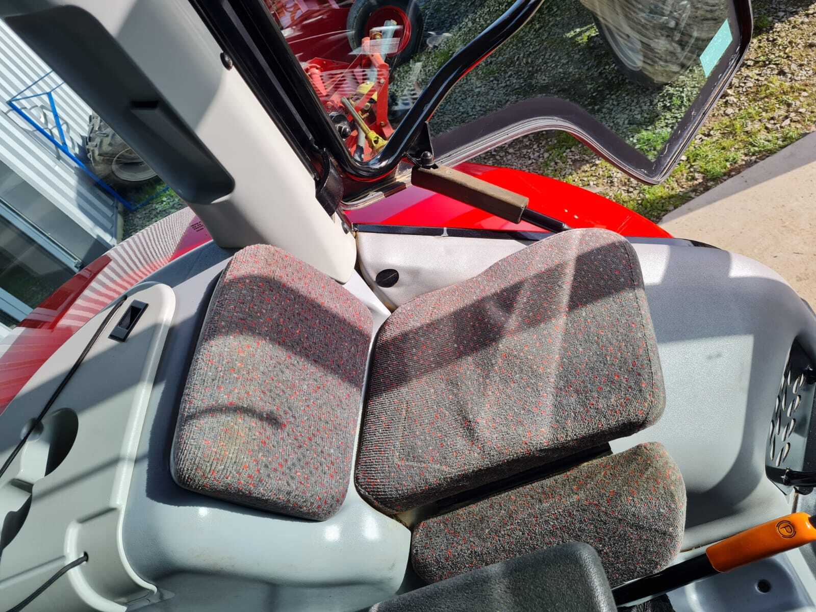 MASSEY FERGUSON 6490 DYNA 6