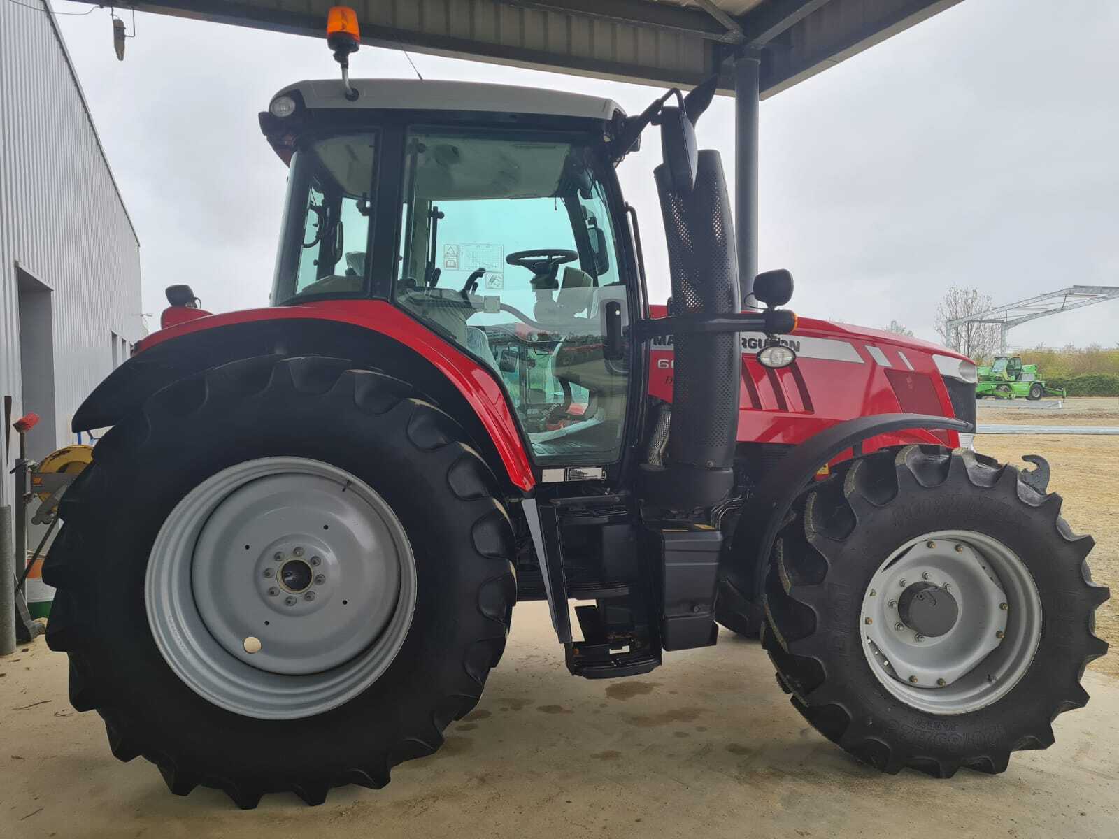 MASSEY FERGUSON 6614 DYNA 6