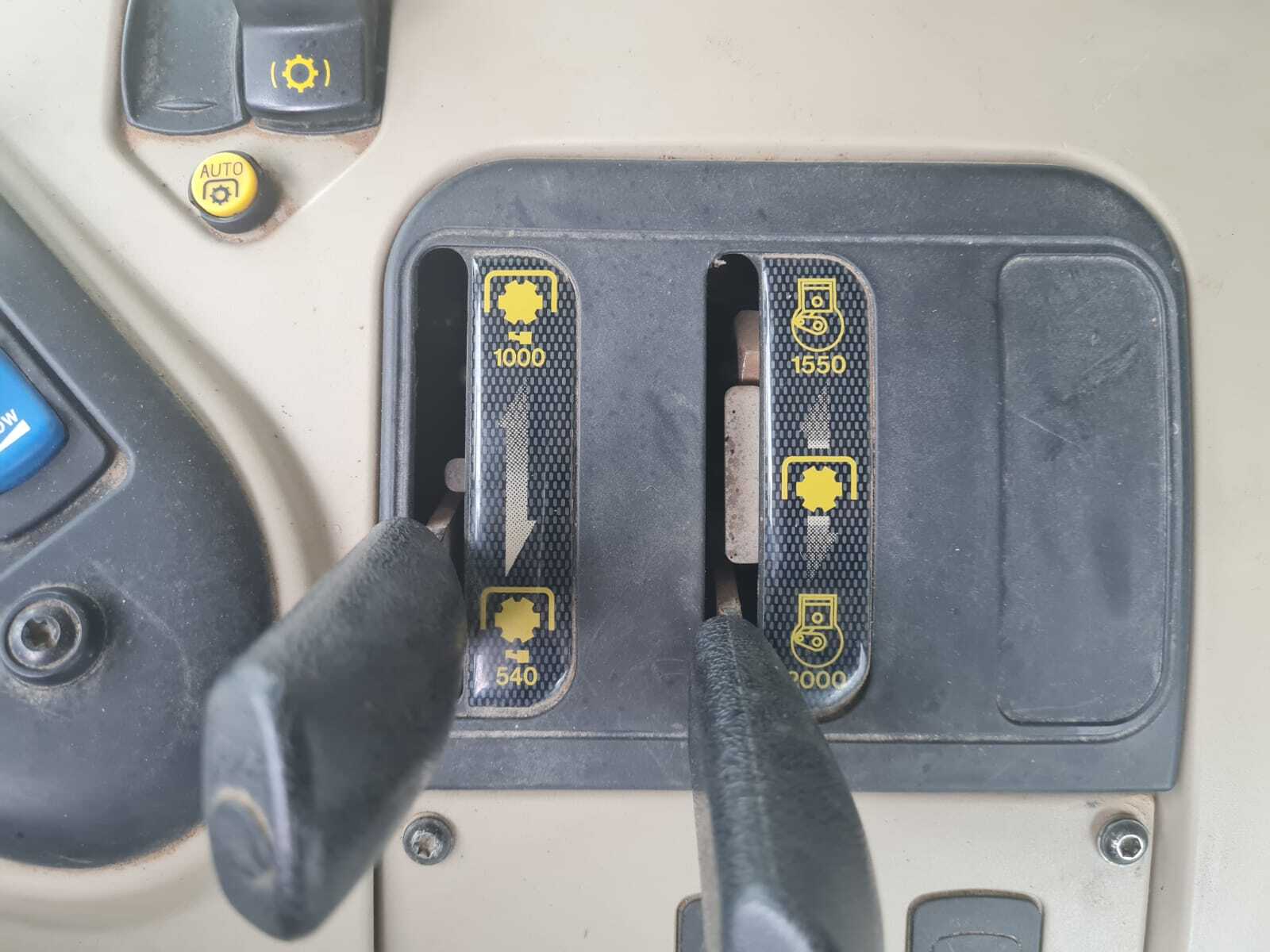 MASSEY FERGUSON 6614 DYNA 6