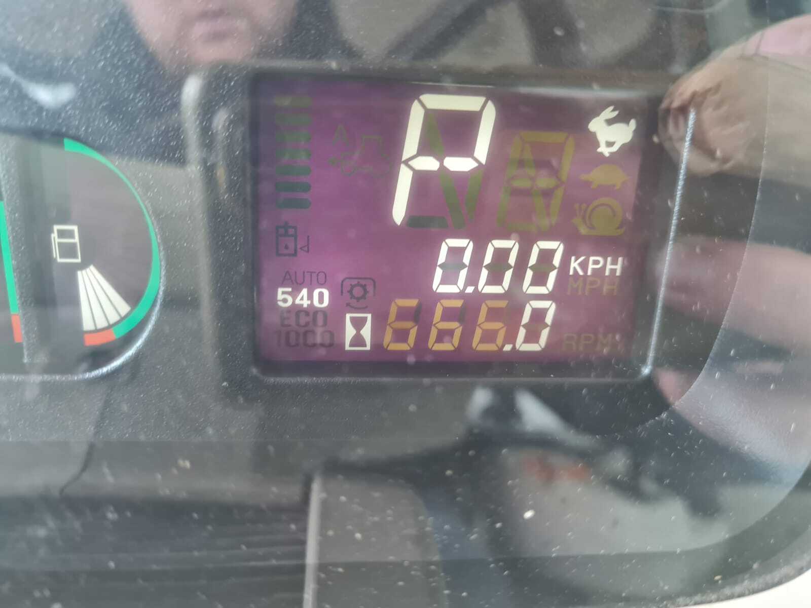 MASSEY FERGUSON 6614 DYNA 6