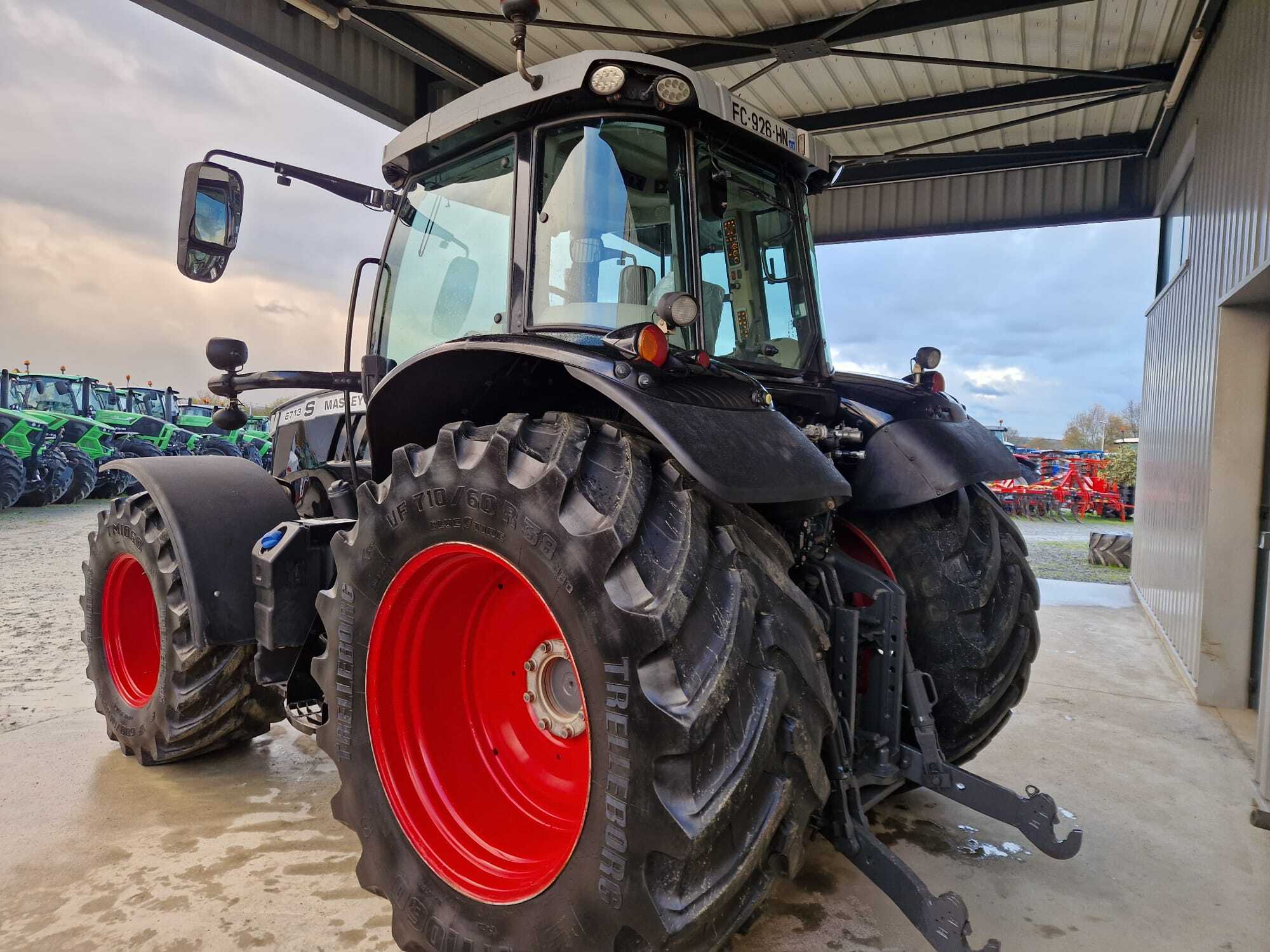 MASSEY FERGUSON 6713S DYNA VT