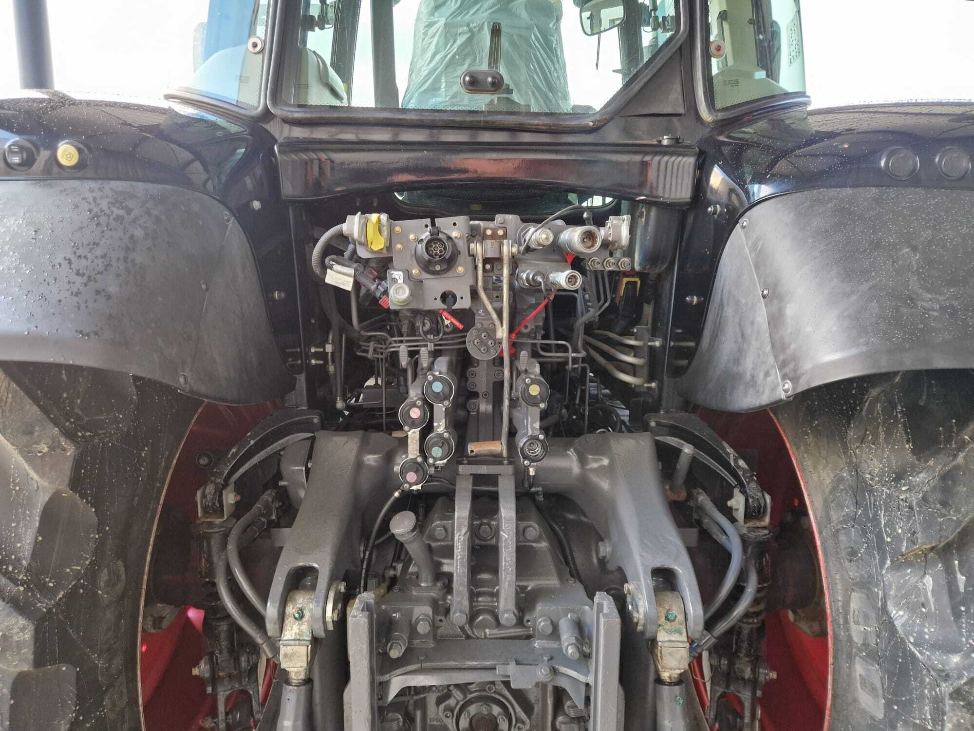 MASSEY FERGUSON 6713S DYNA VT