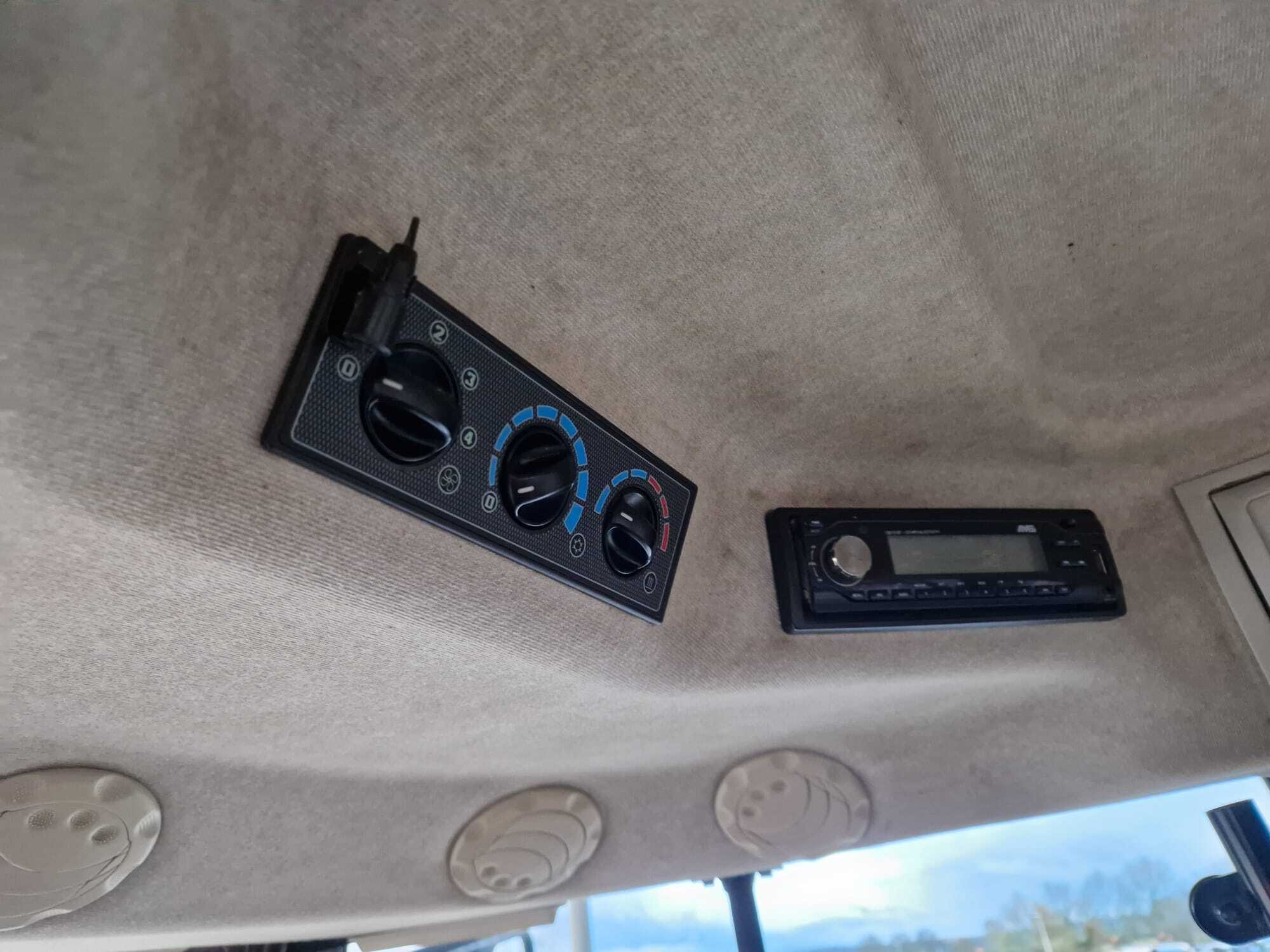 MASSEY FERGUSON 6713S DYNA VT