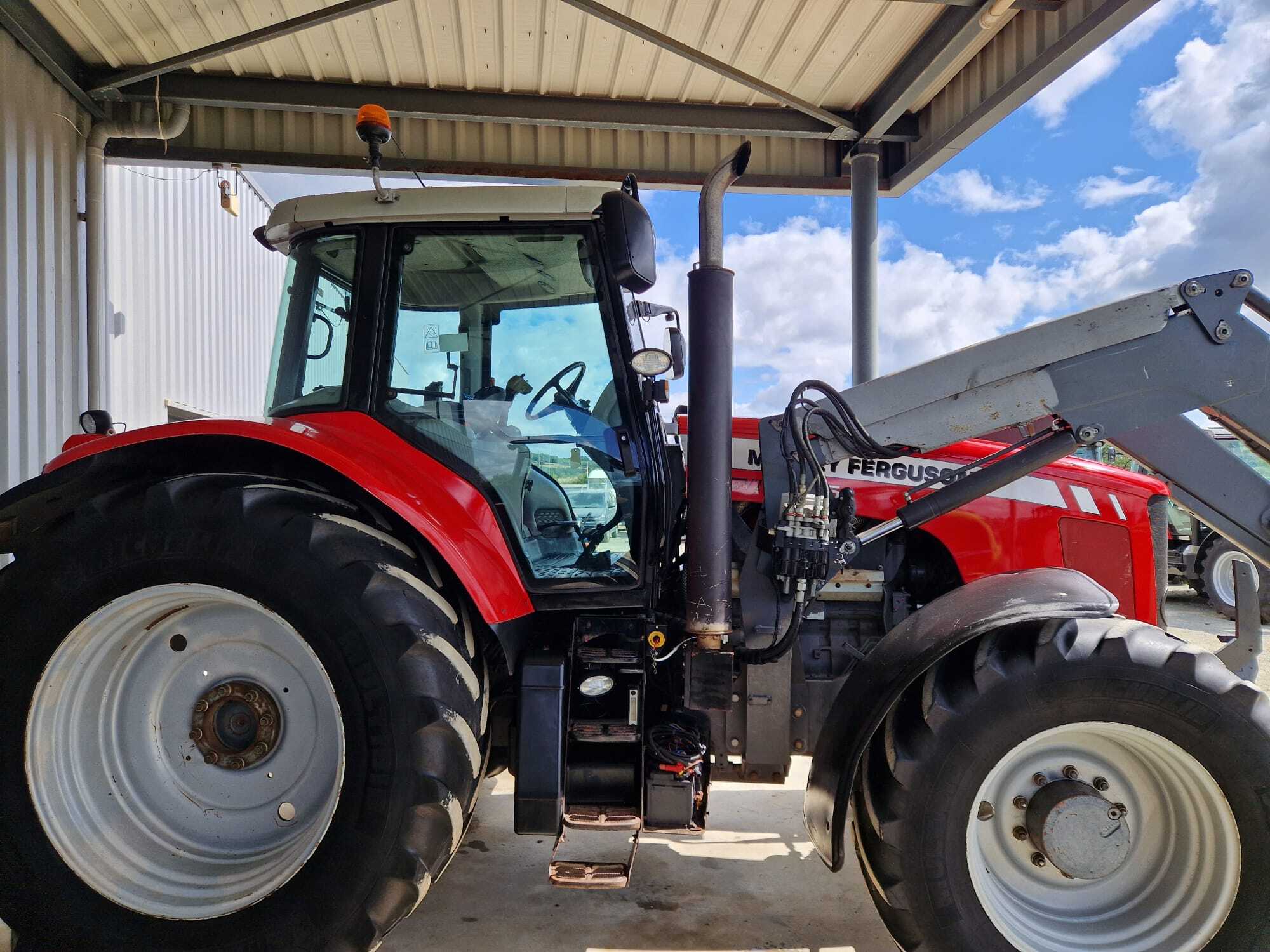 MASSEY FERGUSON 7495 DYNA VT