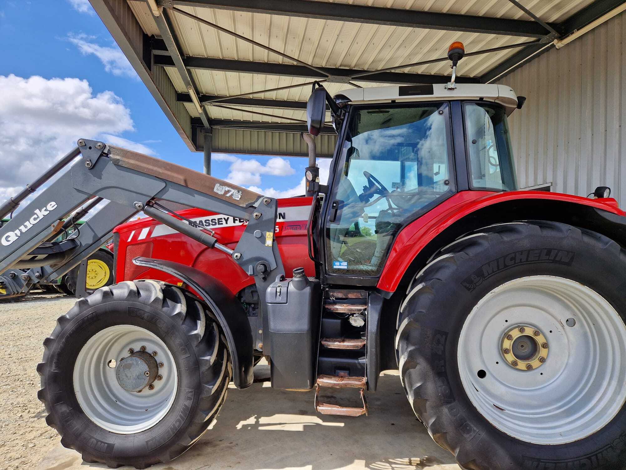 MASSEY FERGUSON 7495 DYNA VT