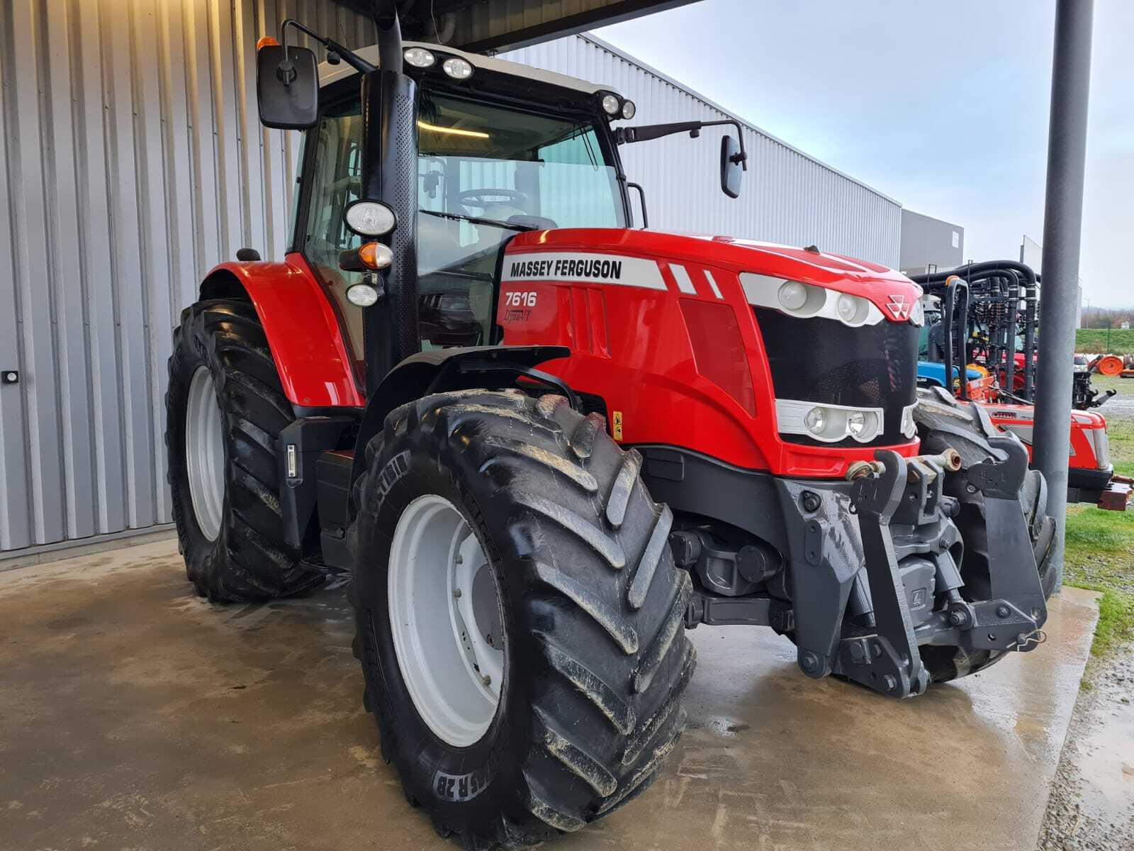MASSEY FERGUSON 7616 DYNA VT