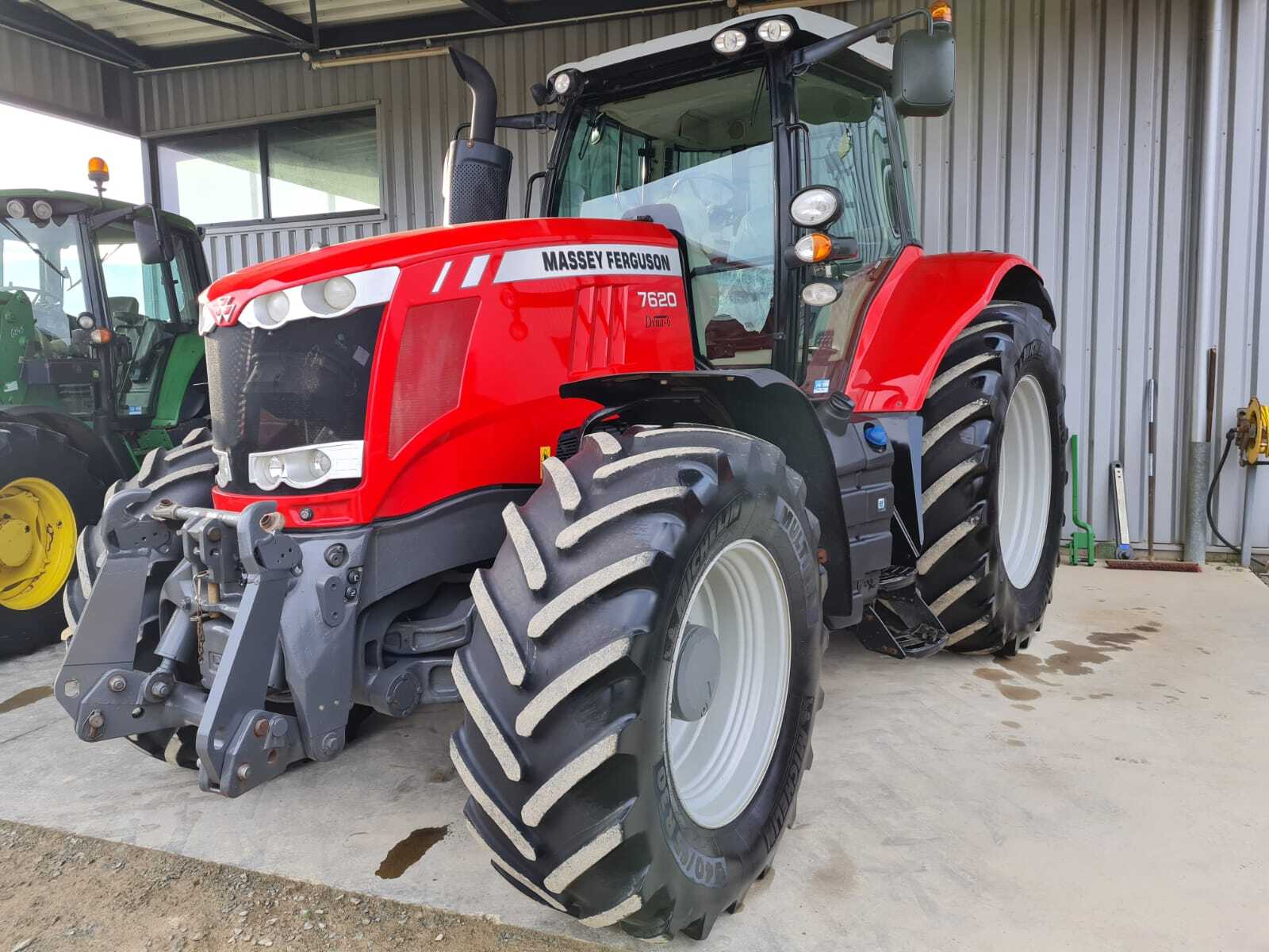 MASSEY FERGUSON 7620 DYNA 6