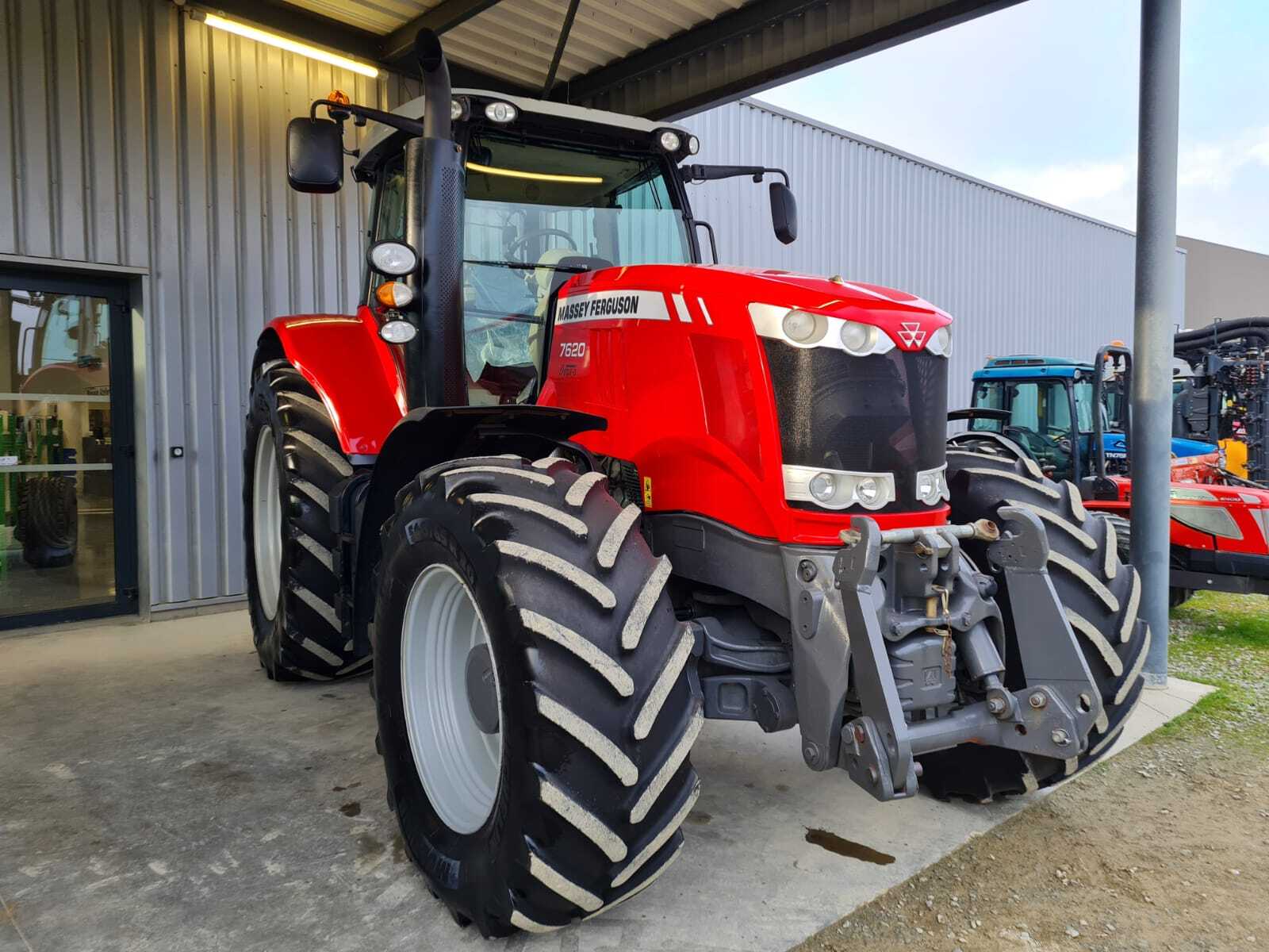 MASSEY FERGUSON 7620 DYNA 6