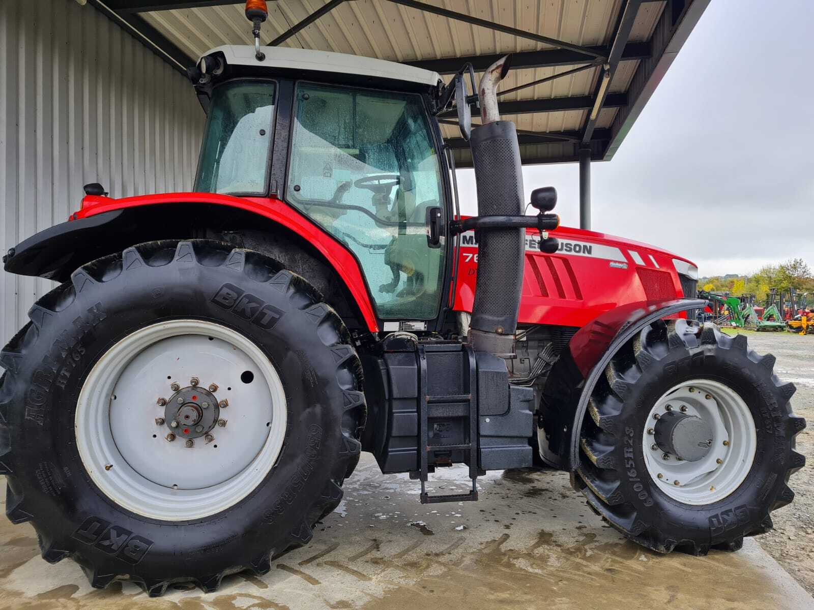 MASSEY FERGUSON 7624 DYNA VT