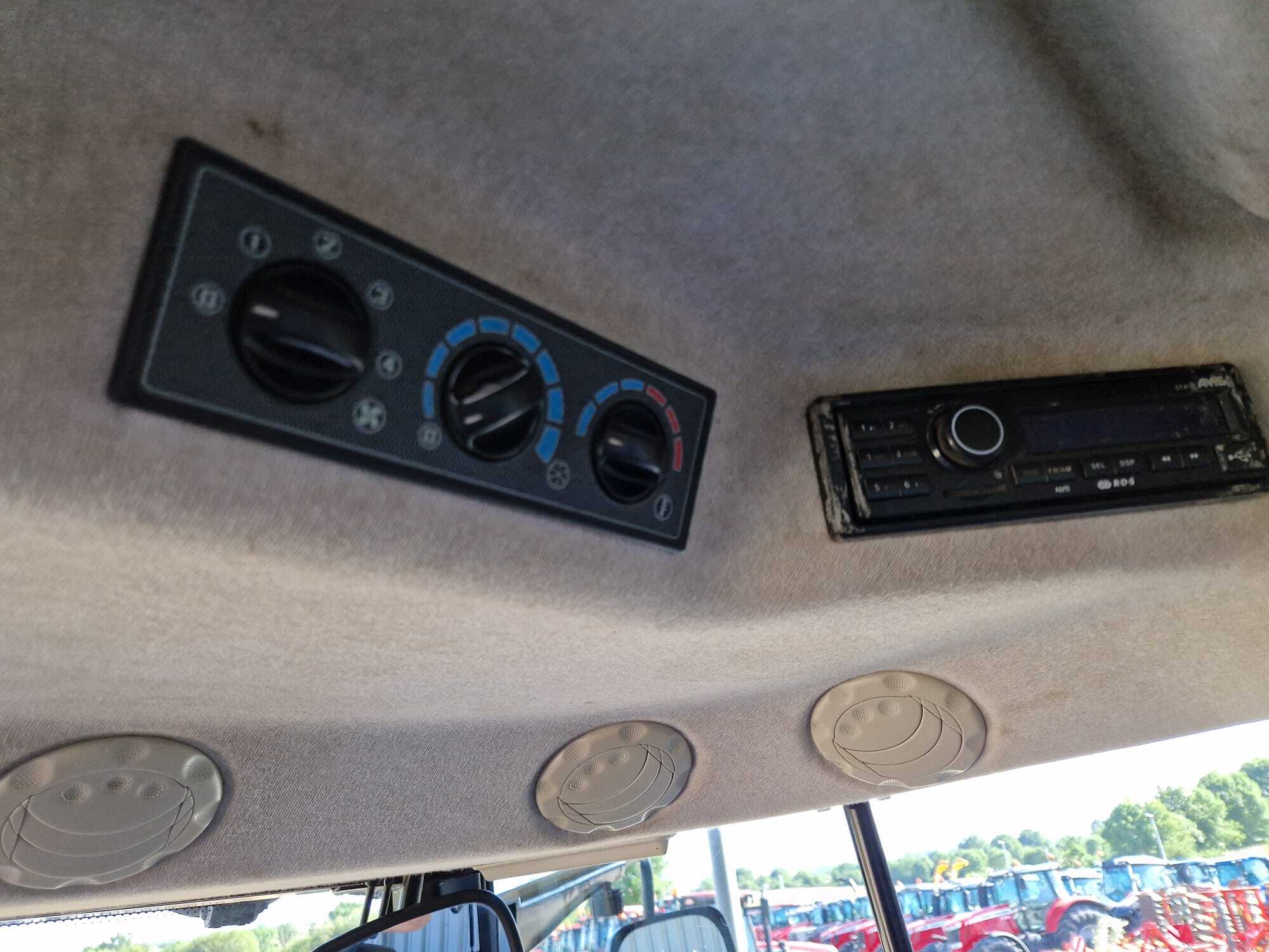 MASSEY FERGUSON 7624 DYNA VT