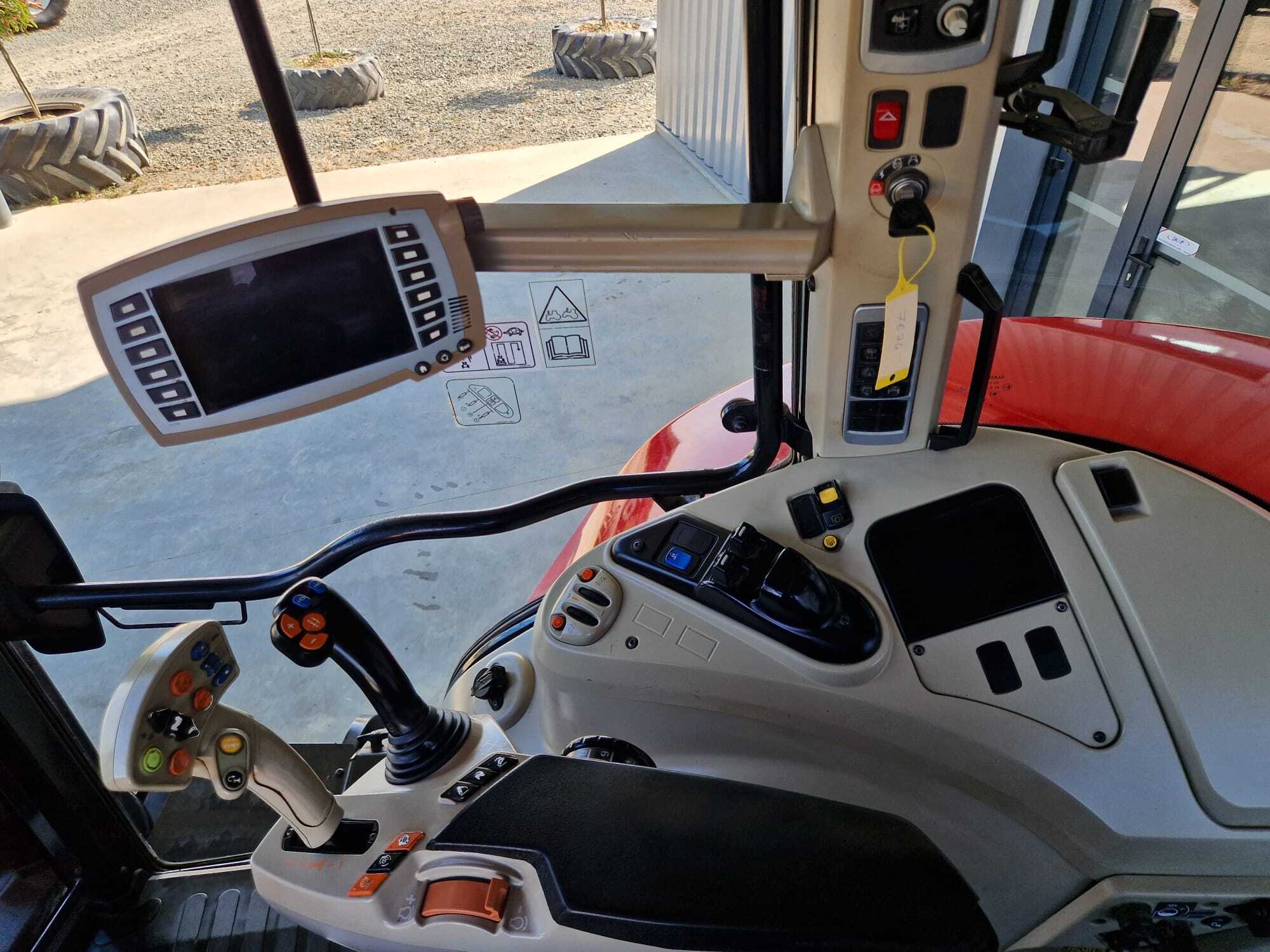 MASSEY FERGUSON 7624 DYNA VT