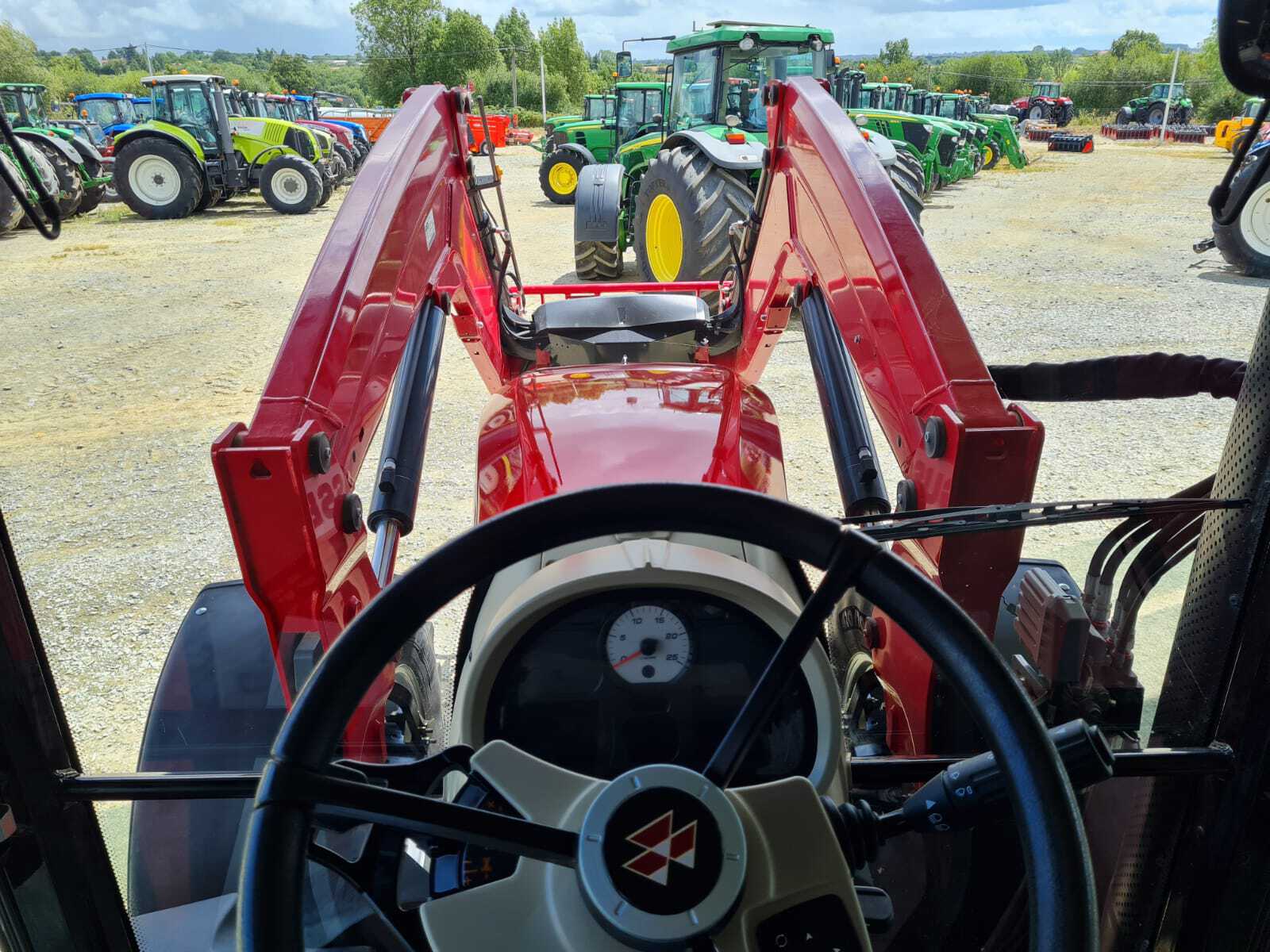 MASSEY FERGUSON 7716 DYNA 6