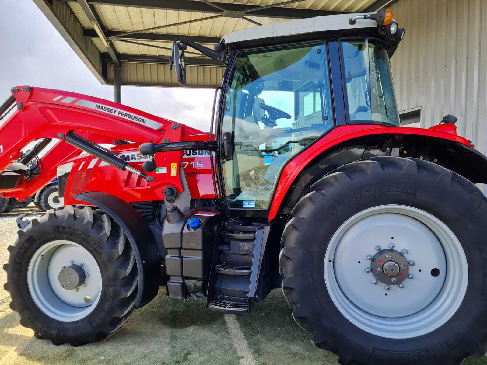 MASSEY FERGUSON 7716 DYNA 6