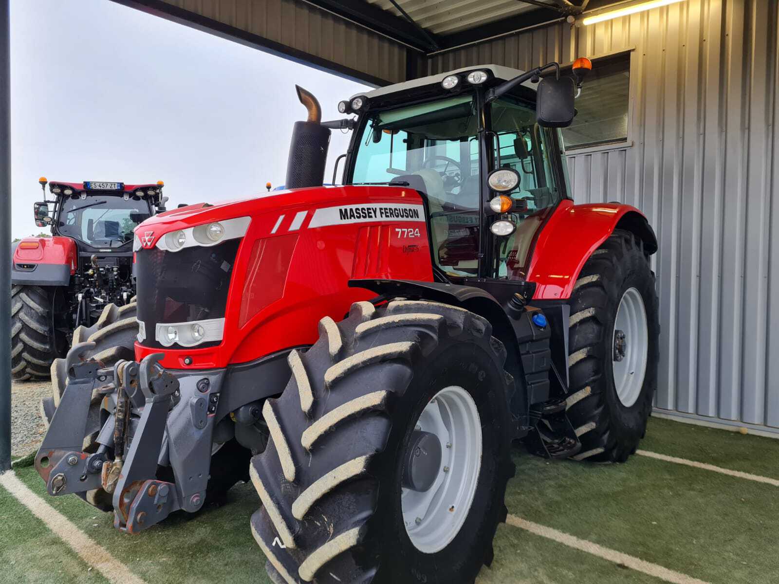 MASSEY FERGUSON 7724 DYNA 6